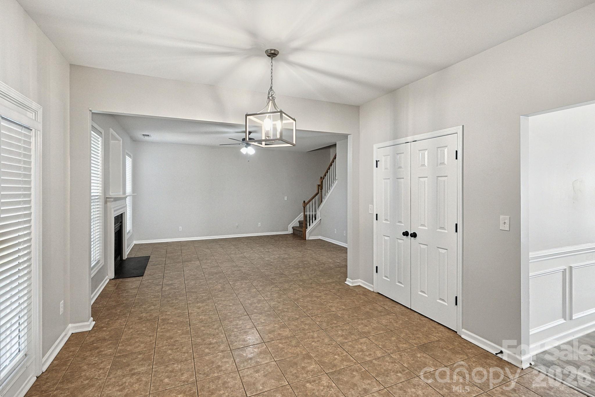 Single Family Residence at 107 Vance Crescent Drive, Mooresville, photo 15 of 45