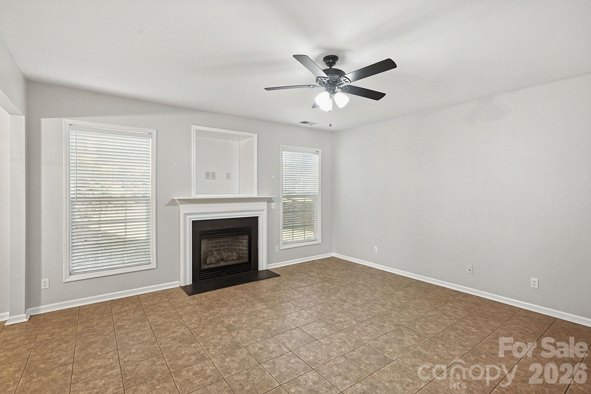 Single Family Residence at 107 Vance Crescent Drive, Mooresville, photo 16 of 45