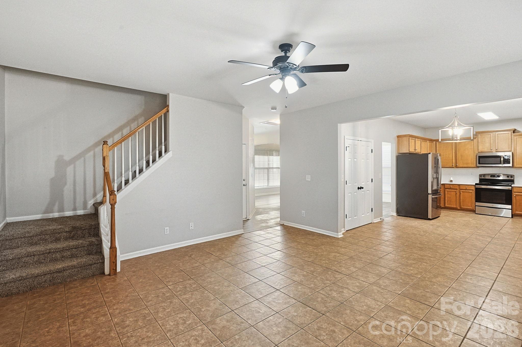 Single Family Residence at 107 Vance Crescent Drive, Mooresville, photo 18 of 45