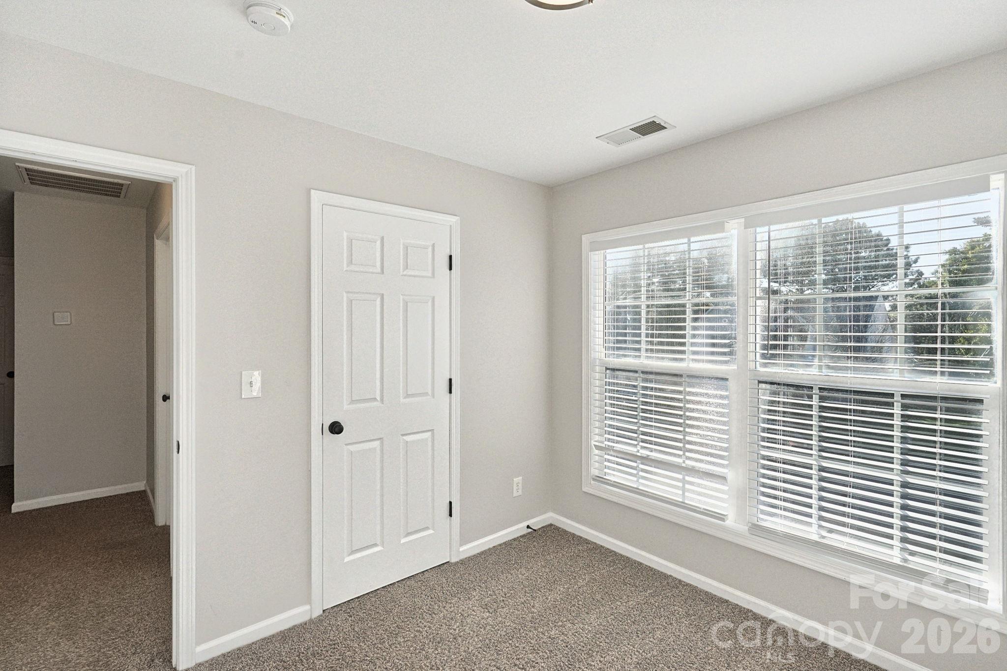 Single Family Residence at 107 Vance Crescent Drive, Mooresville, photo 24 of 45