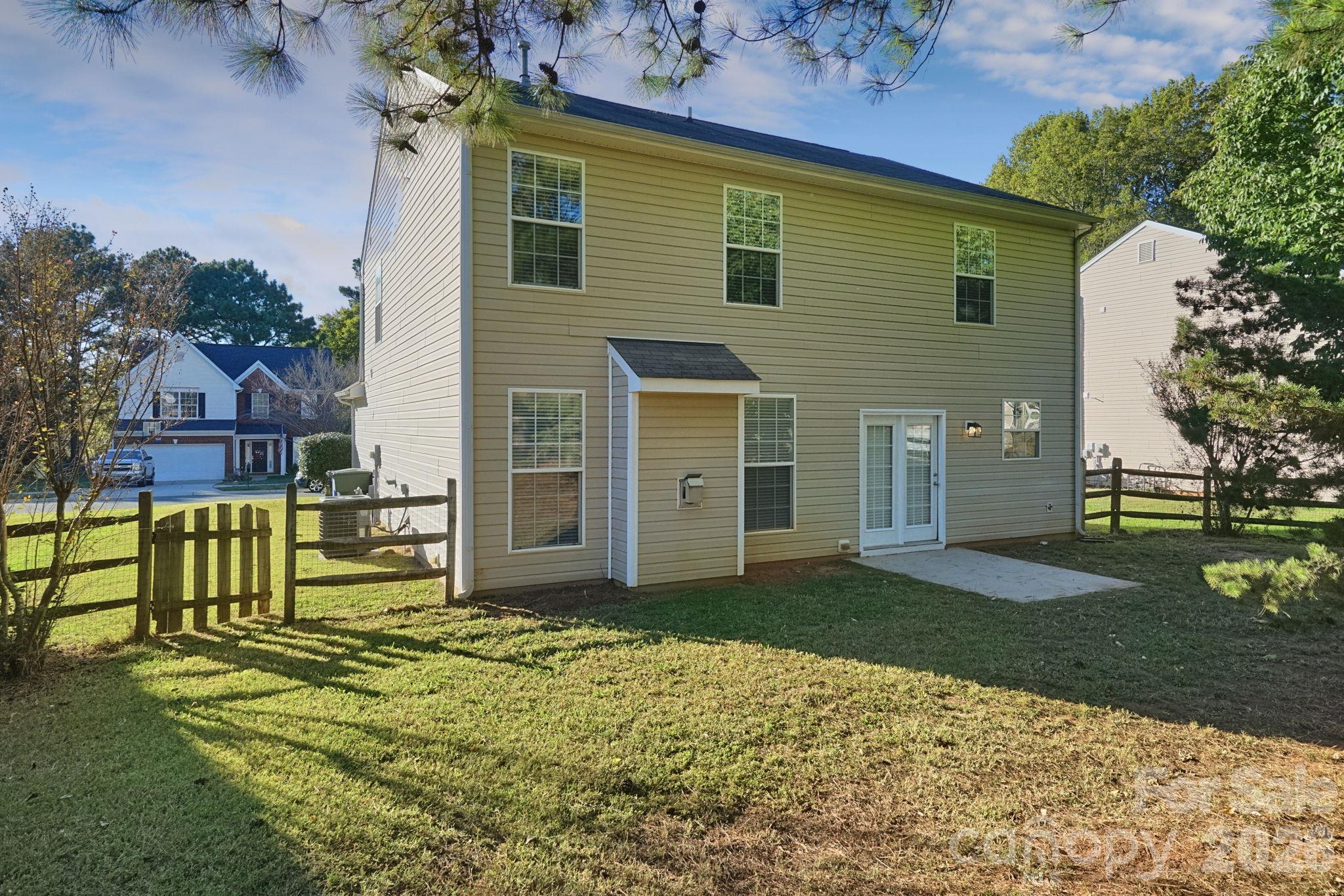 Single Family Residence at 107 Vance Crescent Drive, Mooresville, photo 40 of 45
