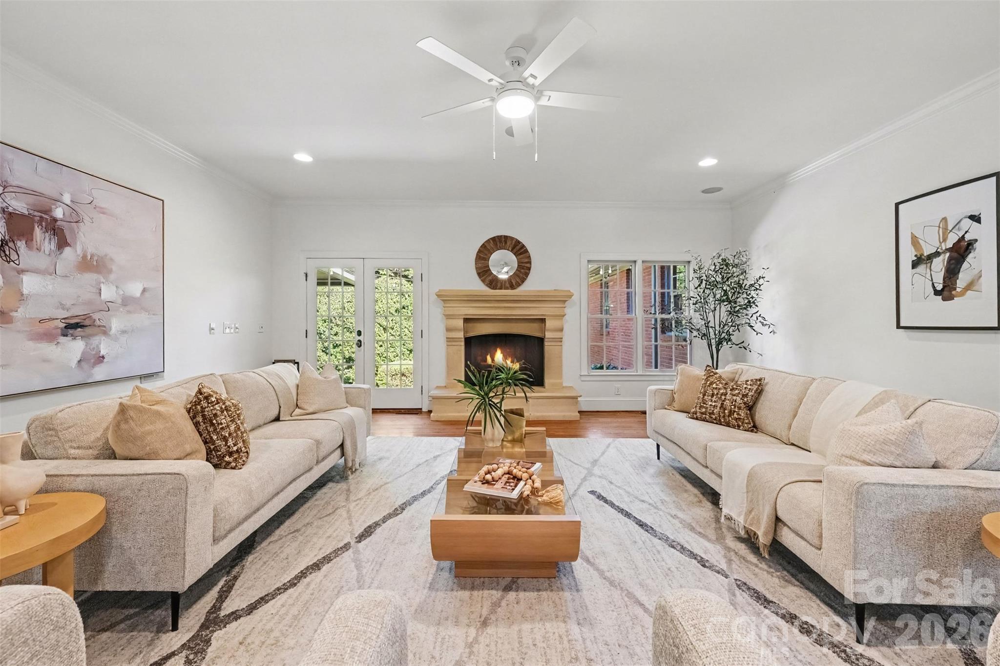Single Family Residence at 701 Manning Drive, Charlotte, photo 9 of 47