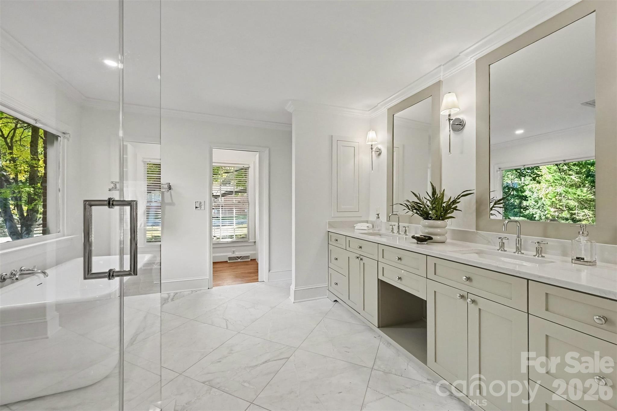 Single Family Residence at 701 Manning Drive, Charlotte, photo 22 of 47
