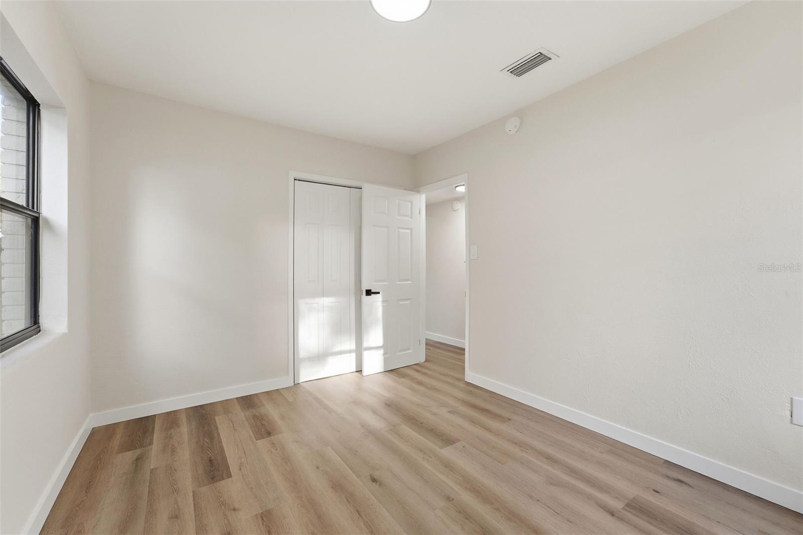 Single Family Residence at 2209 CORDOVA DR, SANFORD, photo 14 of 36