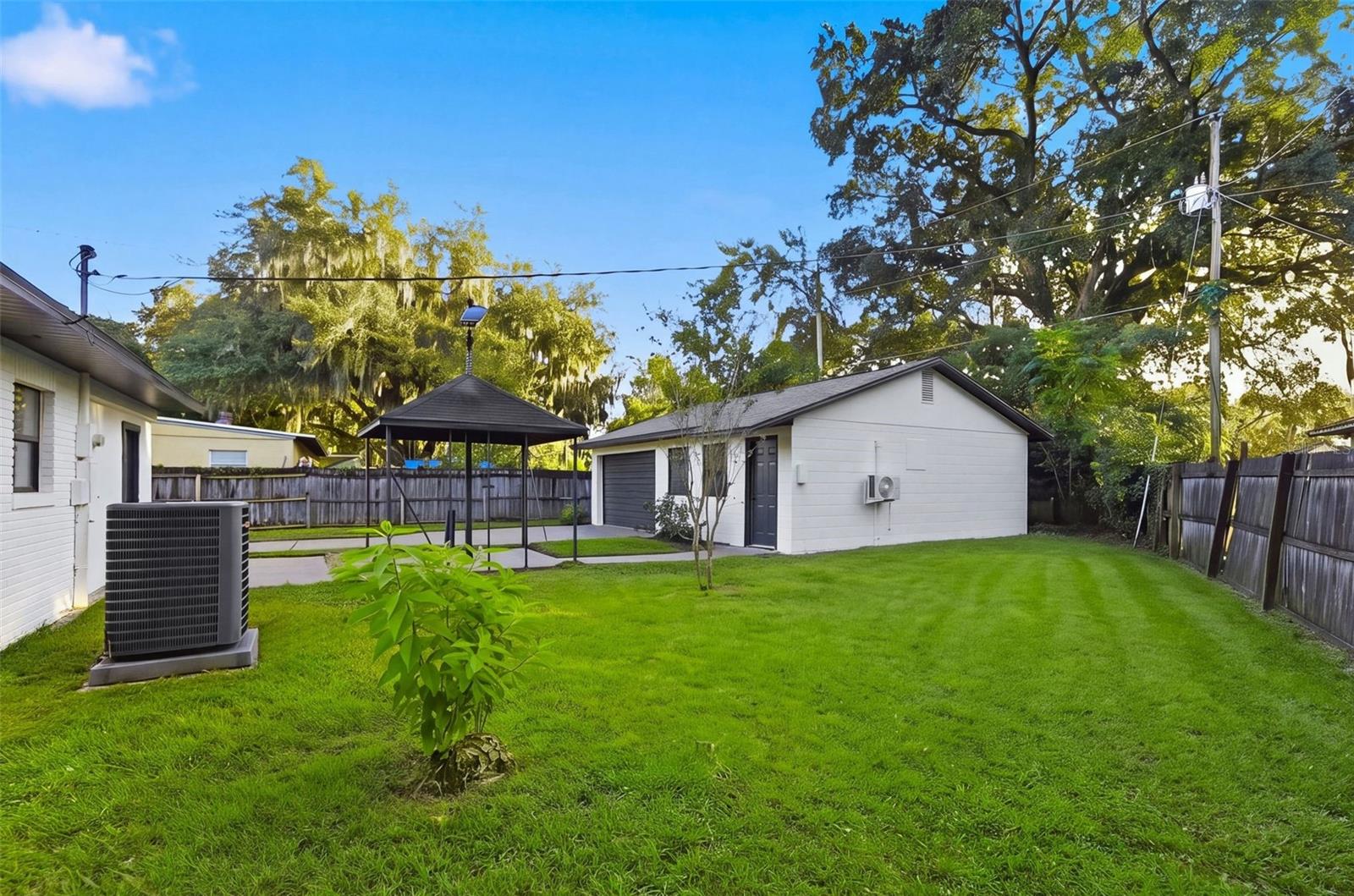 Single Family Residence at 2209 CORDOVA DR, SANFORD, photo 26 of 36
