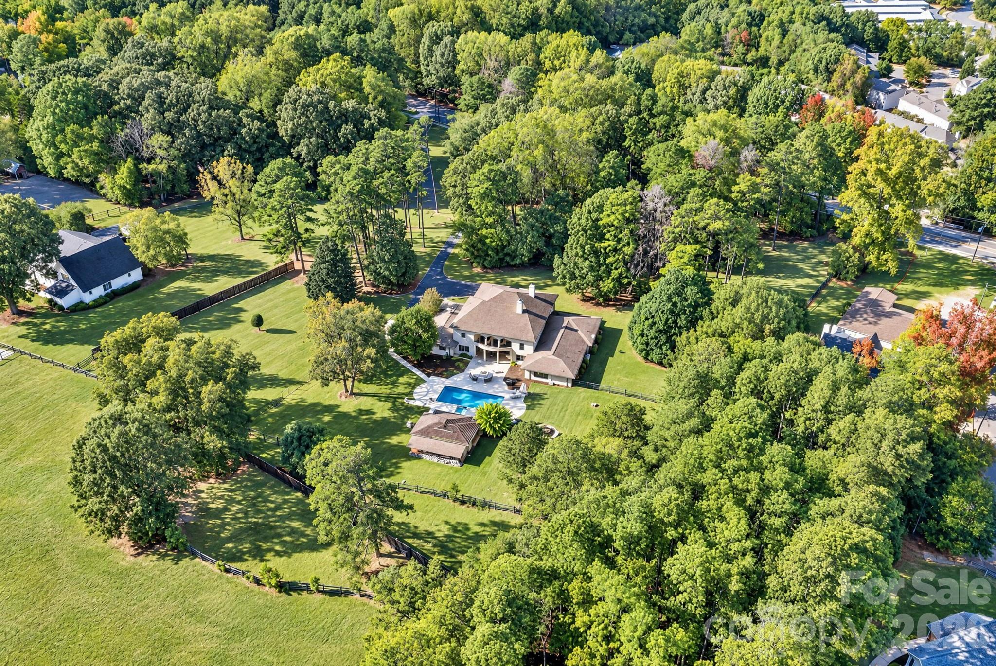Welcome Home! - 1340 Sardis Road N, Charlotte