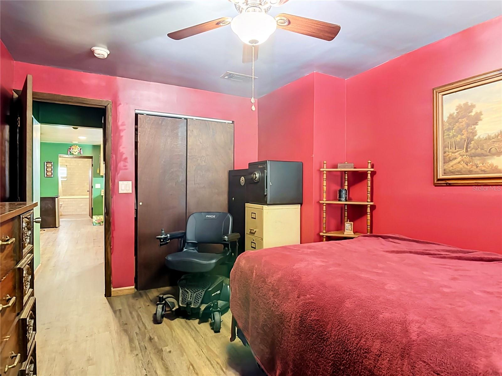 Single Family Residence at 28418 BOUGAINVILLEA AVE, PAISLEY, photo 17 of 33
