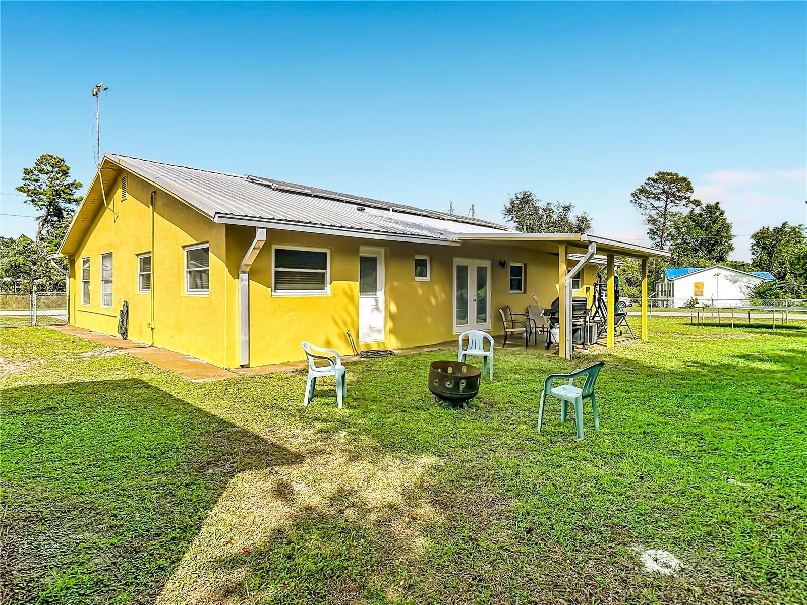 Single Family Residence at 28418 BOUGAINVILLEA AVE, PAISLEY, photo 25 of 33