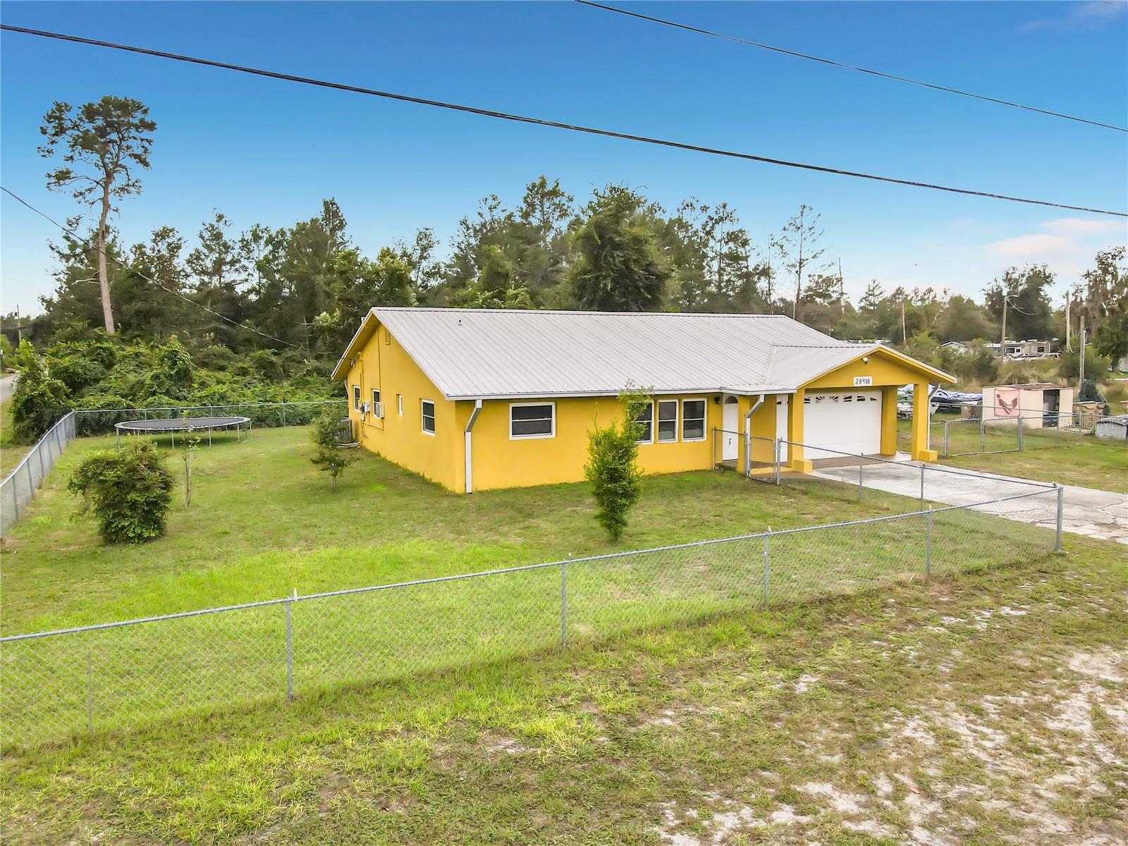 Single Family Residence at 28418 BOUGAINVILLEA AVE, PAISLEY, photo 29 of 33