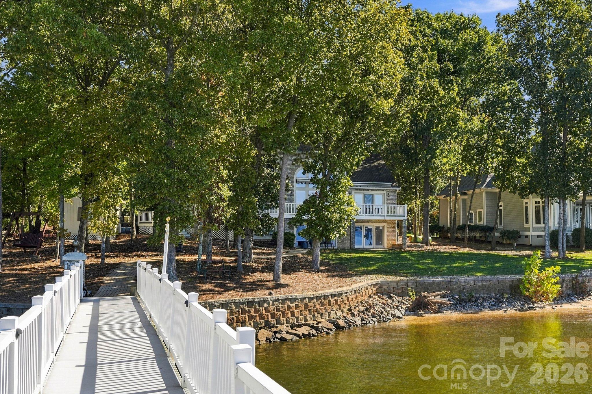Single Family Residence at 812 McKendree Road, Mooresville, photo 7 of 48