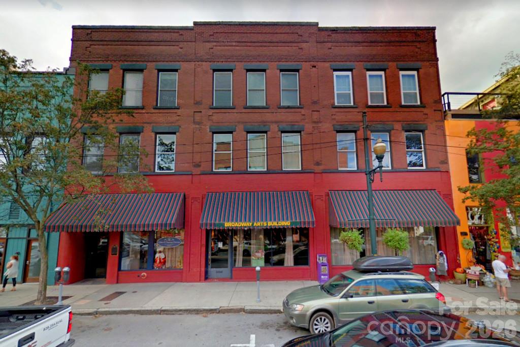 49 Broadway Street
