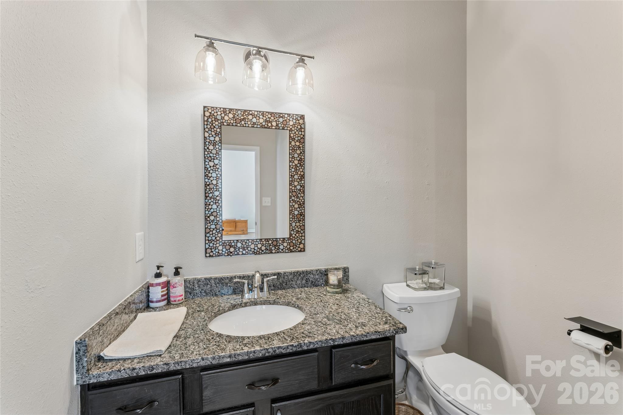 hall bath - 6313 Harrisburg Plaza, Harrisburg