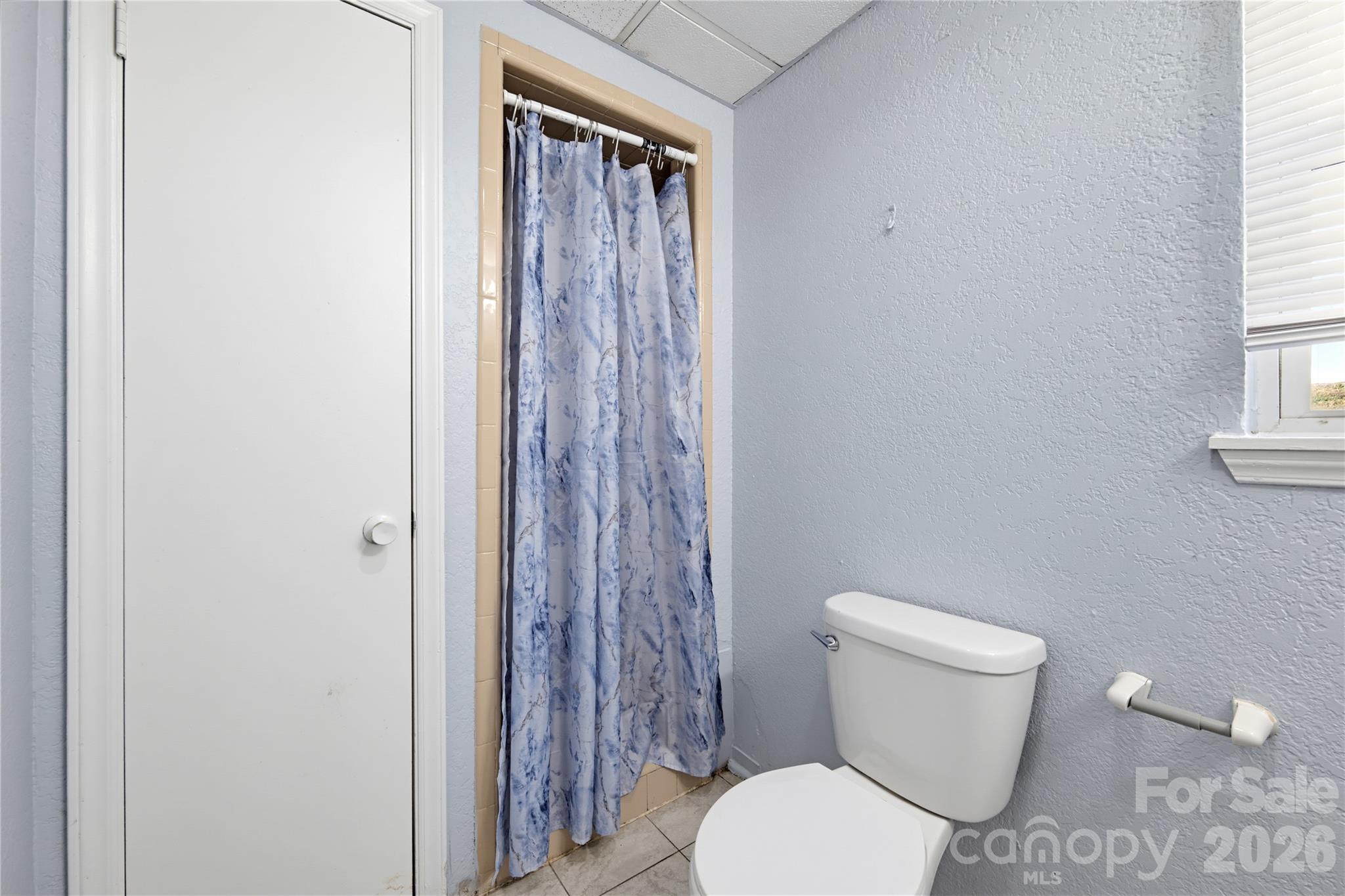 Duplex at 280 Arrowood Road, Salisbury, photo 23 of 31