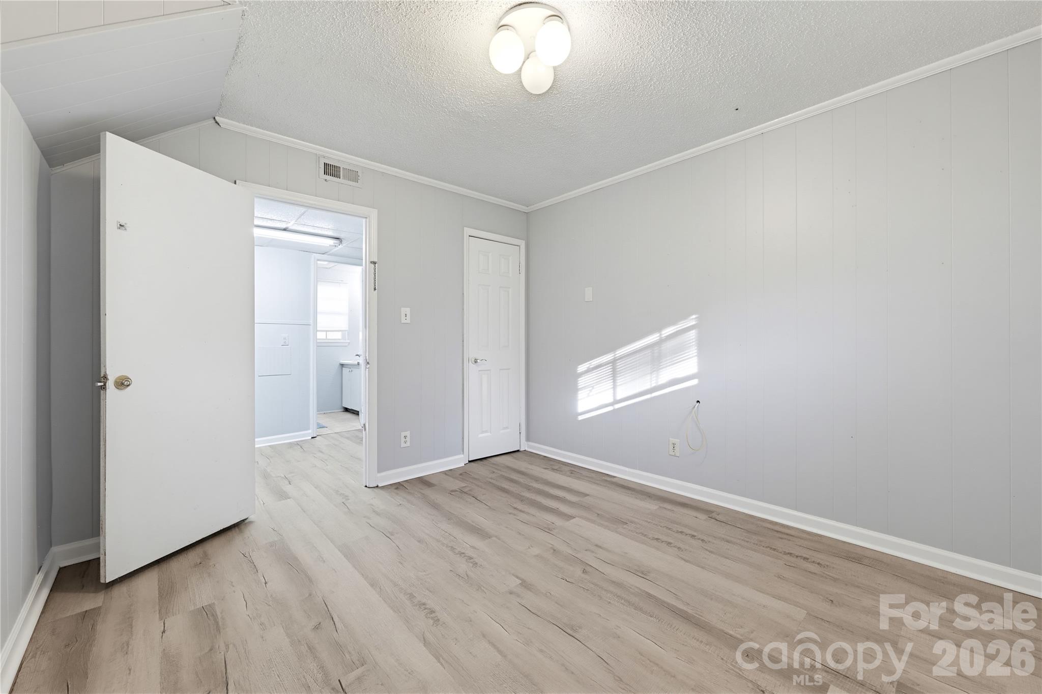 Duplex at 280 Arrowood Road, Salisbury, photo 26 of 31