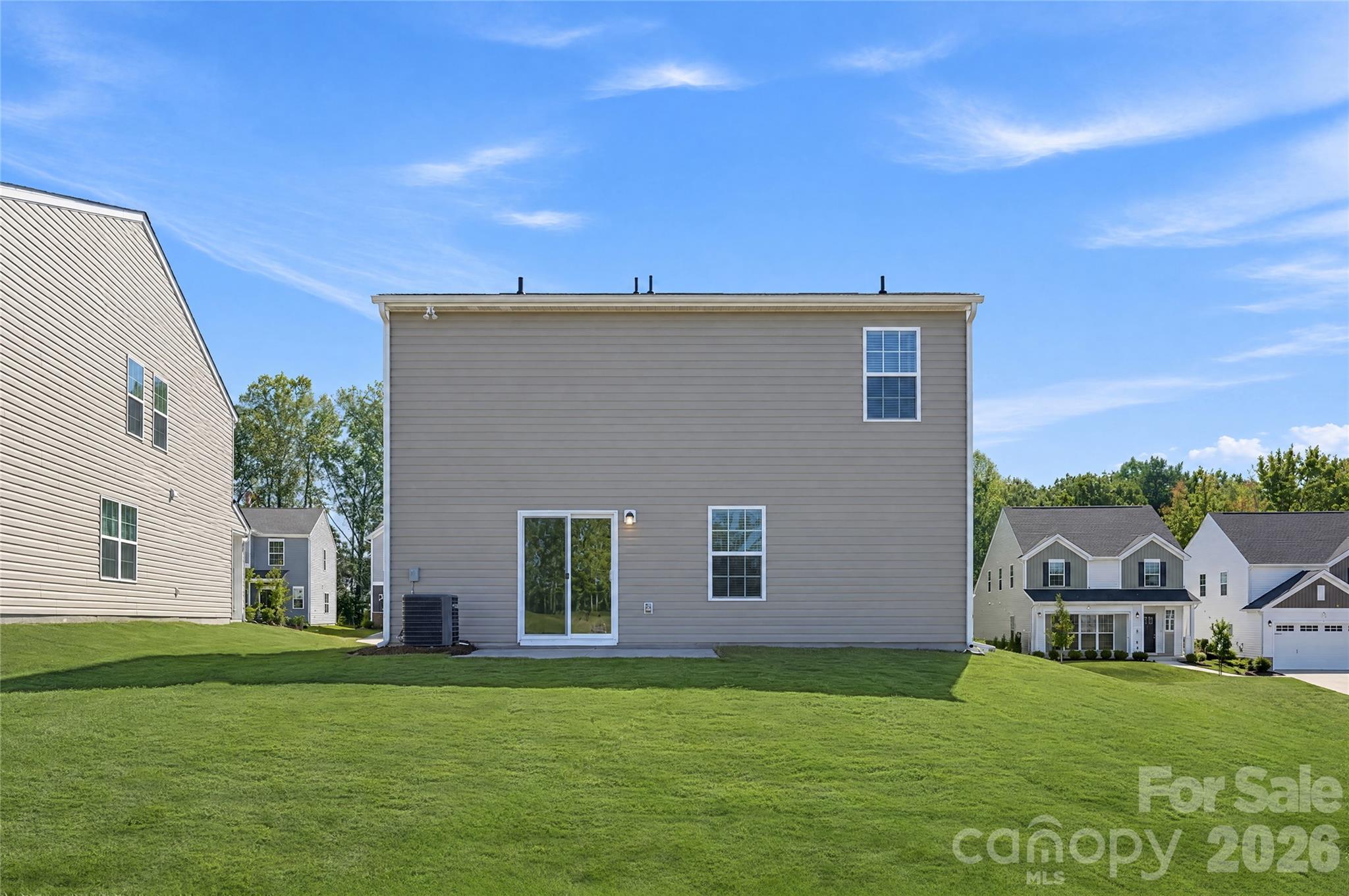Single Family Residence at 636 Hot Springs Drive, Kannapolis, photo 6 of 20