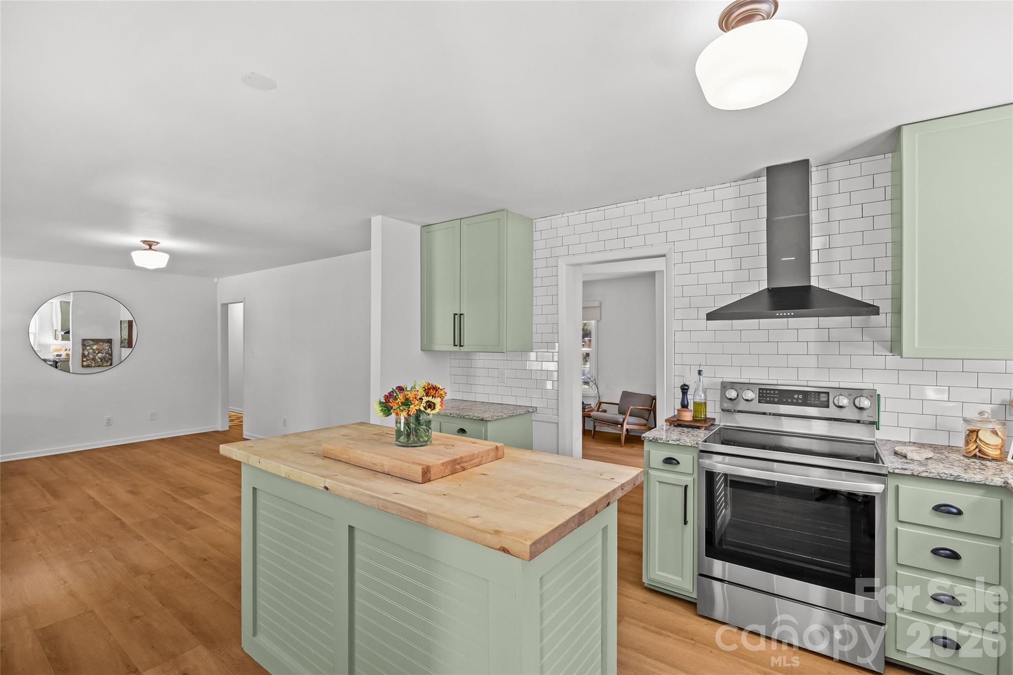 kitchen - 6441 Bridlewood Lane, Charlotte
