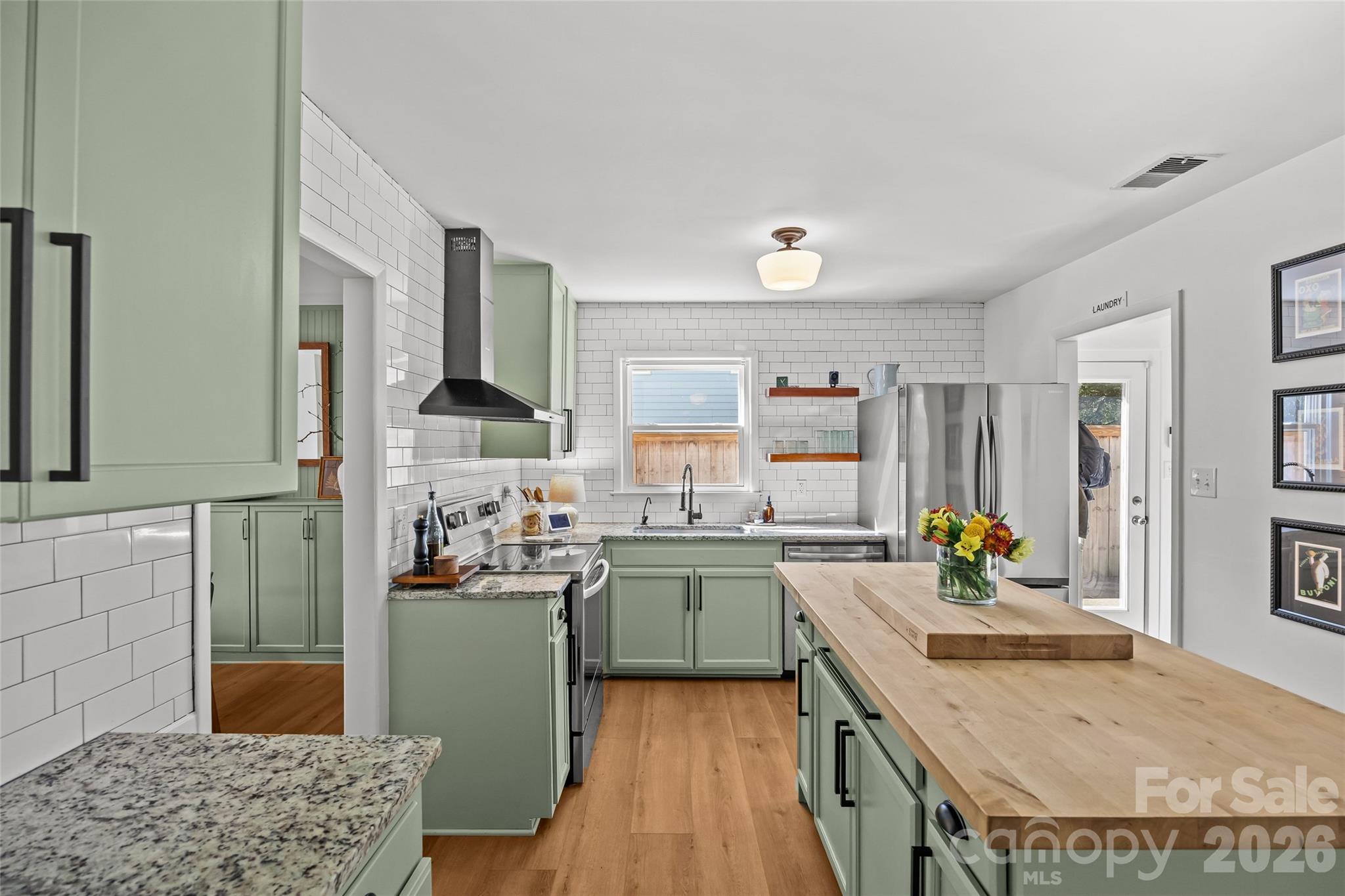 Kitchen - 6441 Bridlewood Lane, Charlotte