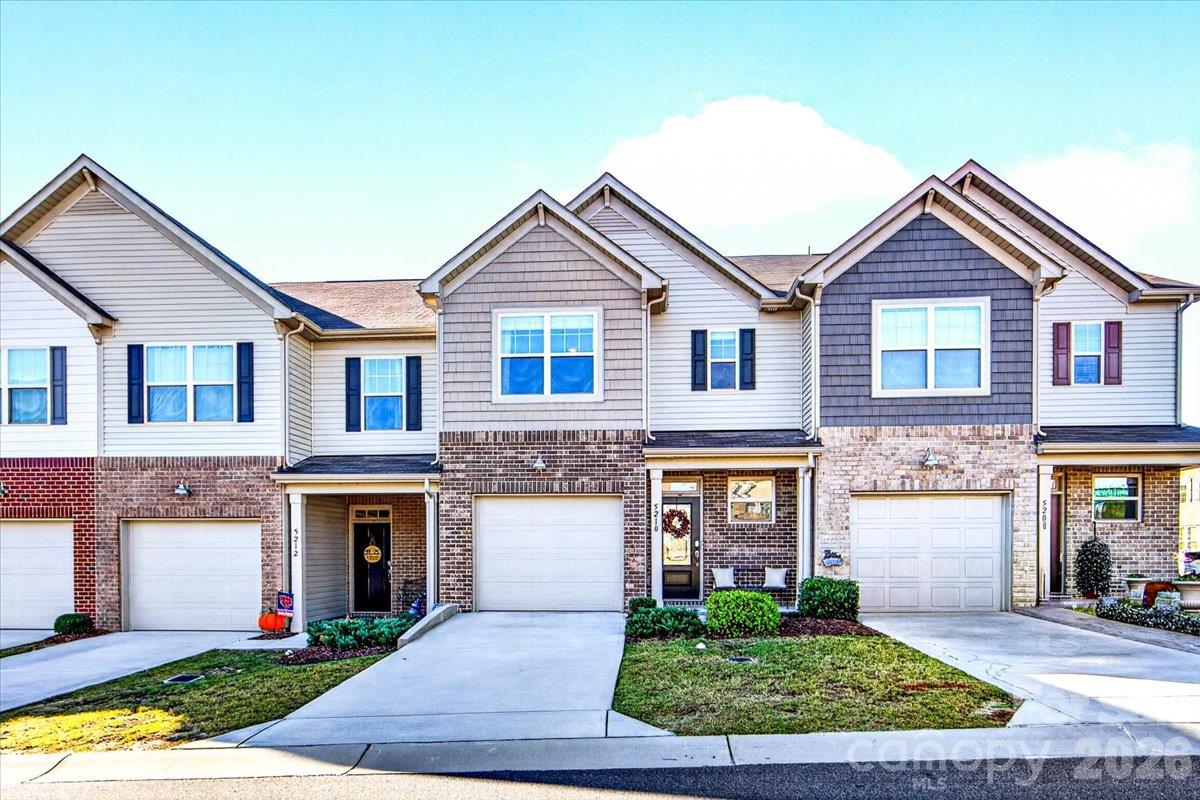 5210 Spanish Ivy Lane