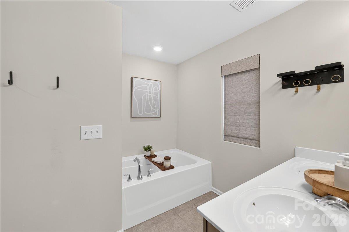 Townhouse at 5210 Spanish Ivy Lane, Indian Land, photo 24 of 47