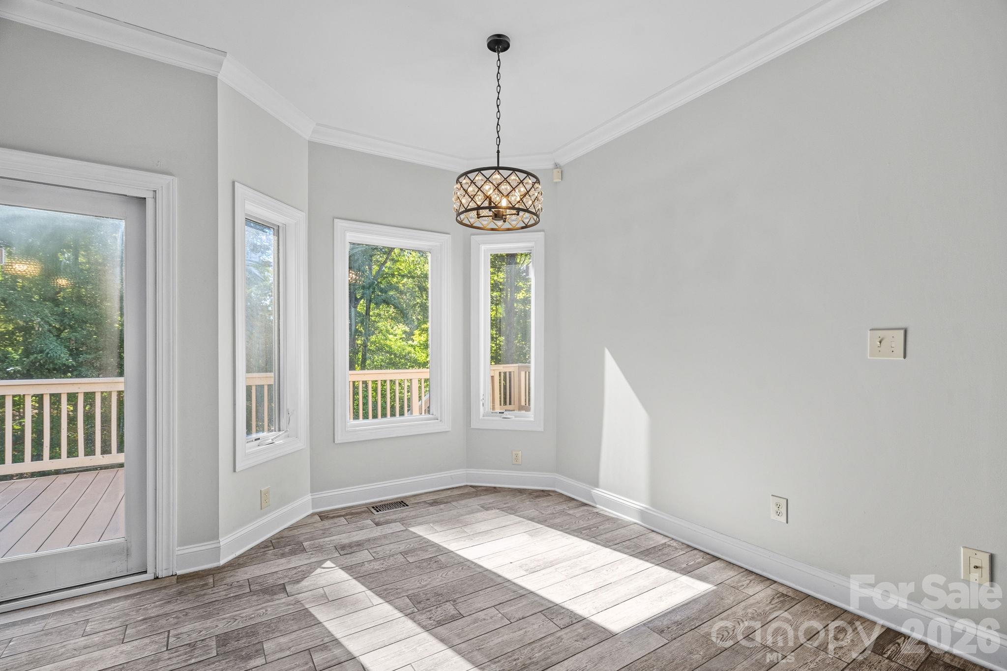 Single Family Residence at 109 Folkstone Road, Mooresville, photo 12 of 48