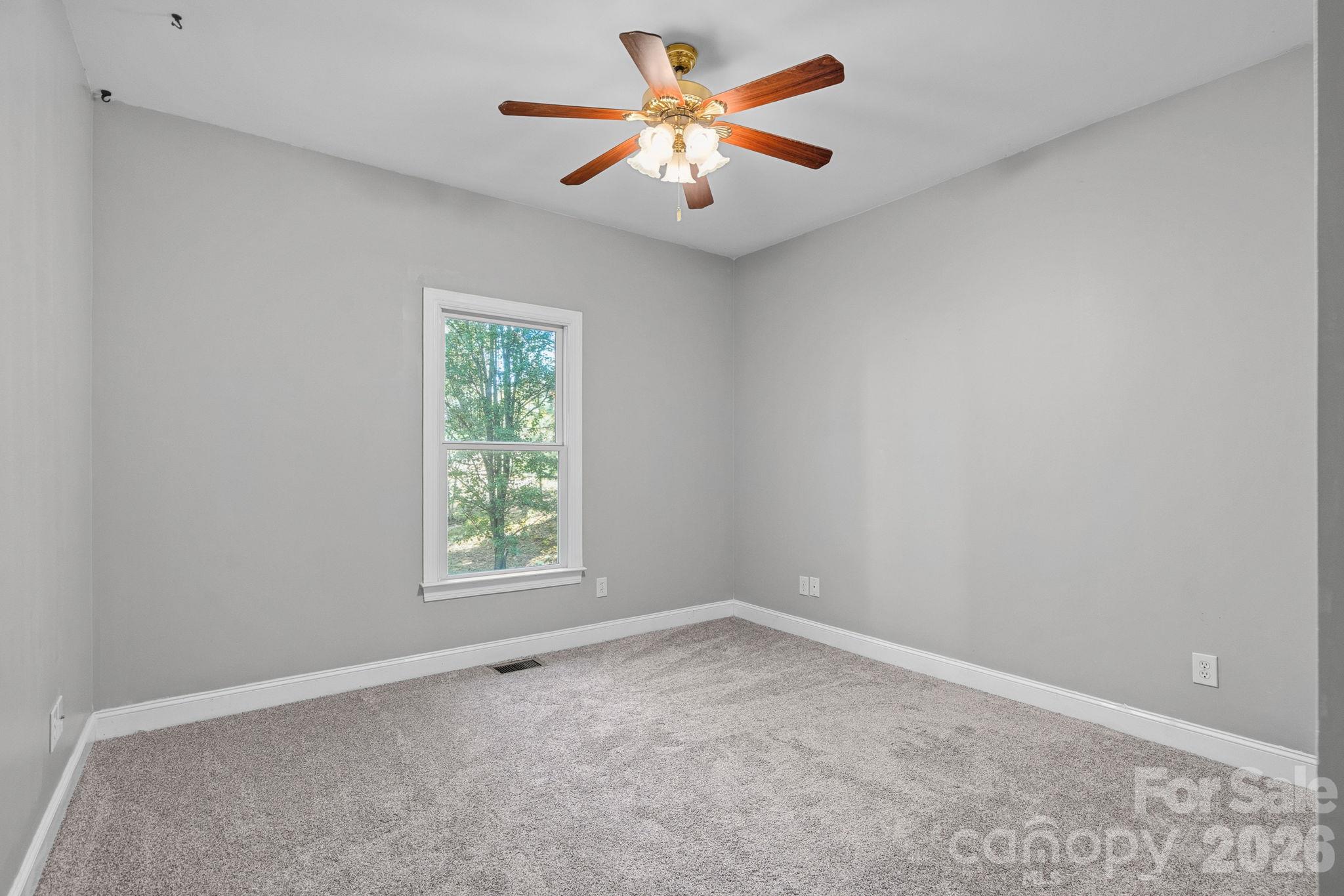 Single Family Residence at 109 Folkstone Road, Mooresville, photo 23 of 48