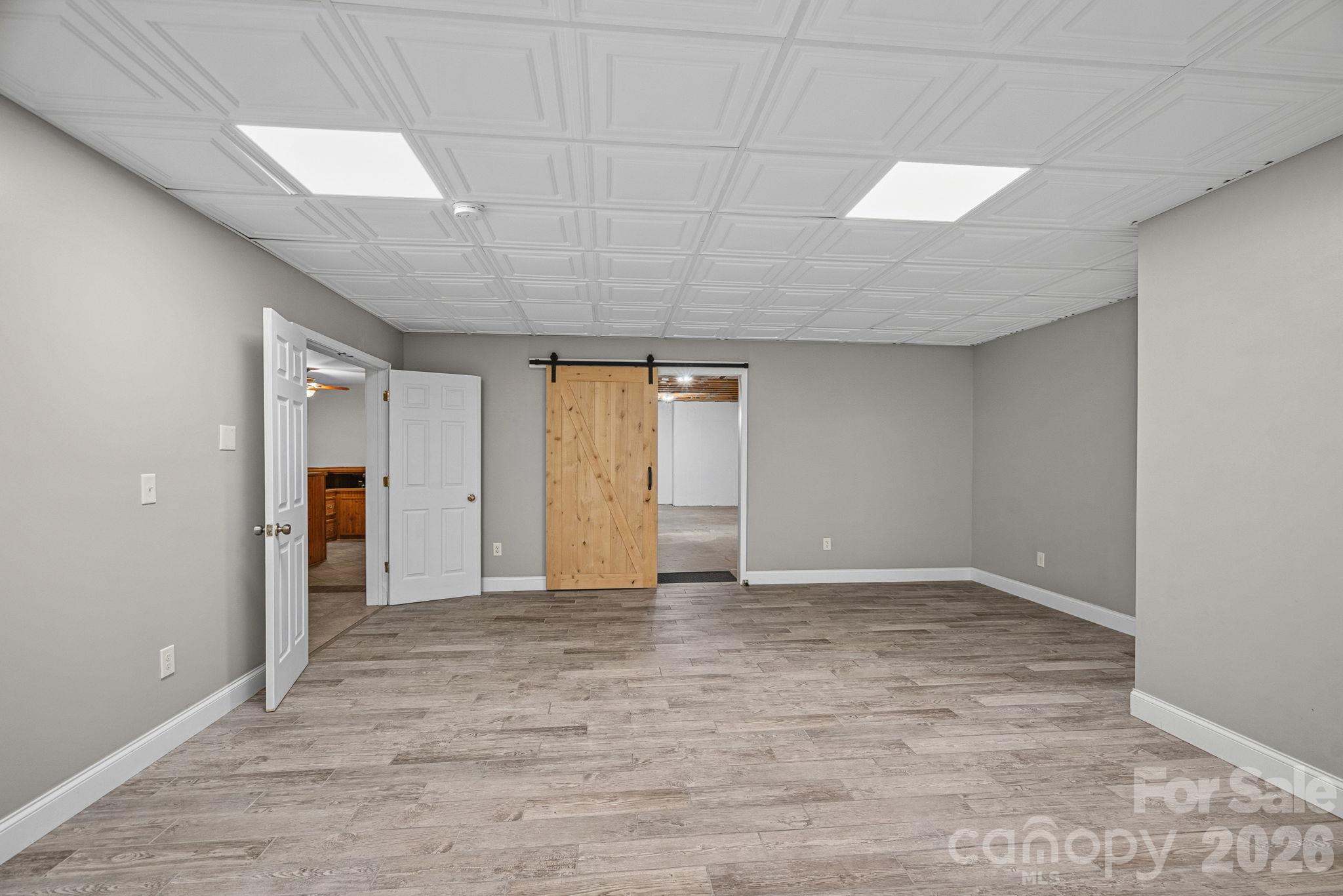 Single Family Residence at 109 Folkstone Road, Mooresville, photo 34 of 48