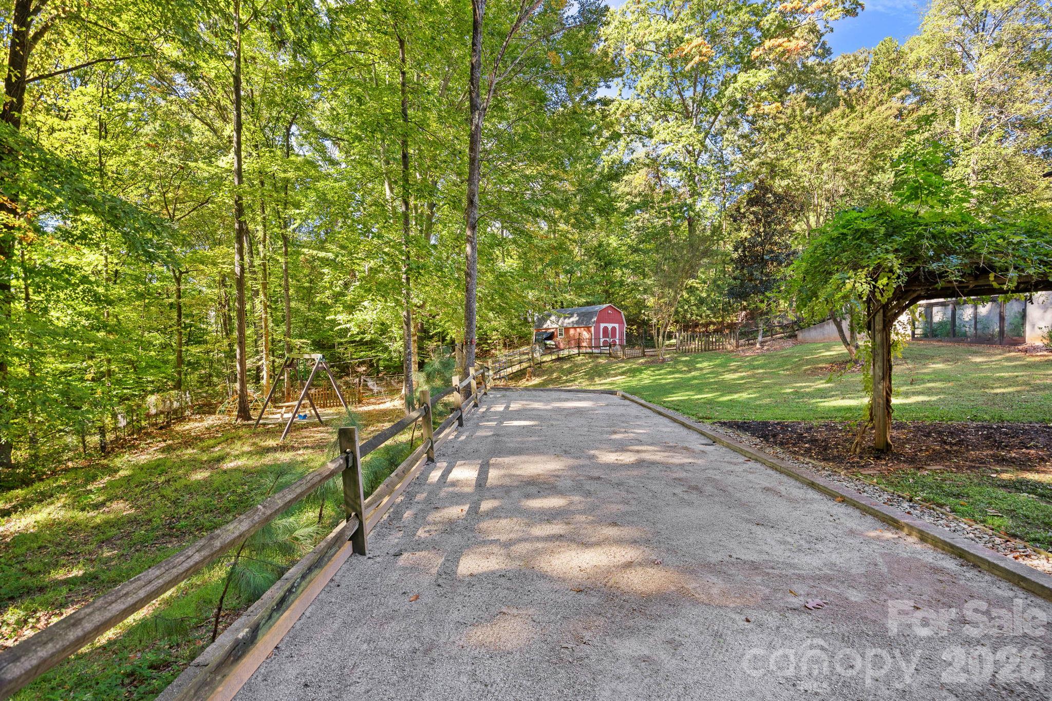Single Family Residence at 109 Folkstone Road, Mooresville, photo 42 of 48