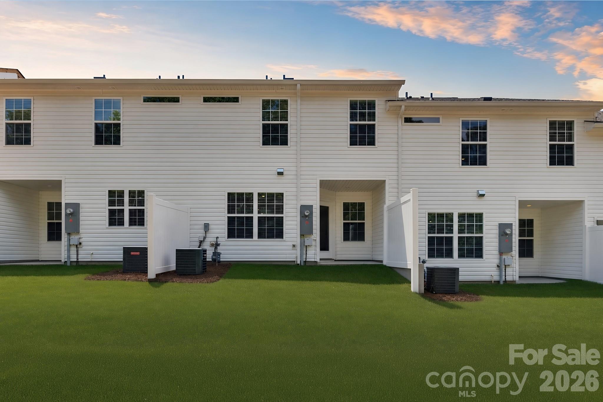 Townhouse at 366 Sand Dunes Drive, Kannapolis, photo 2 of 6