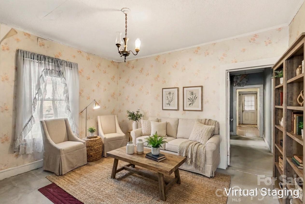 virtually staged - 1062 Wellman Street, Gastonia