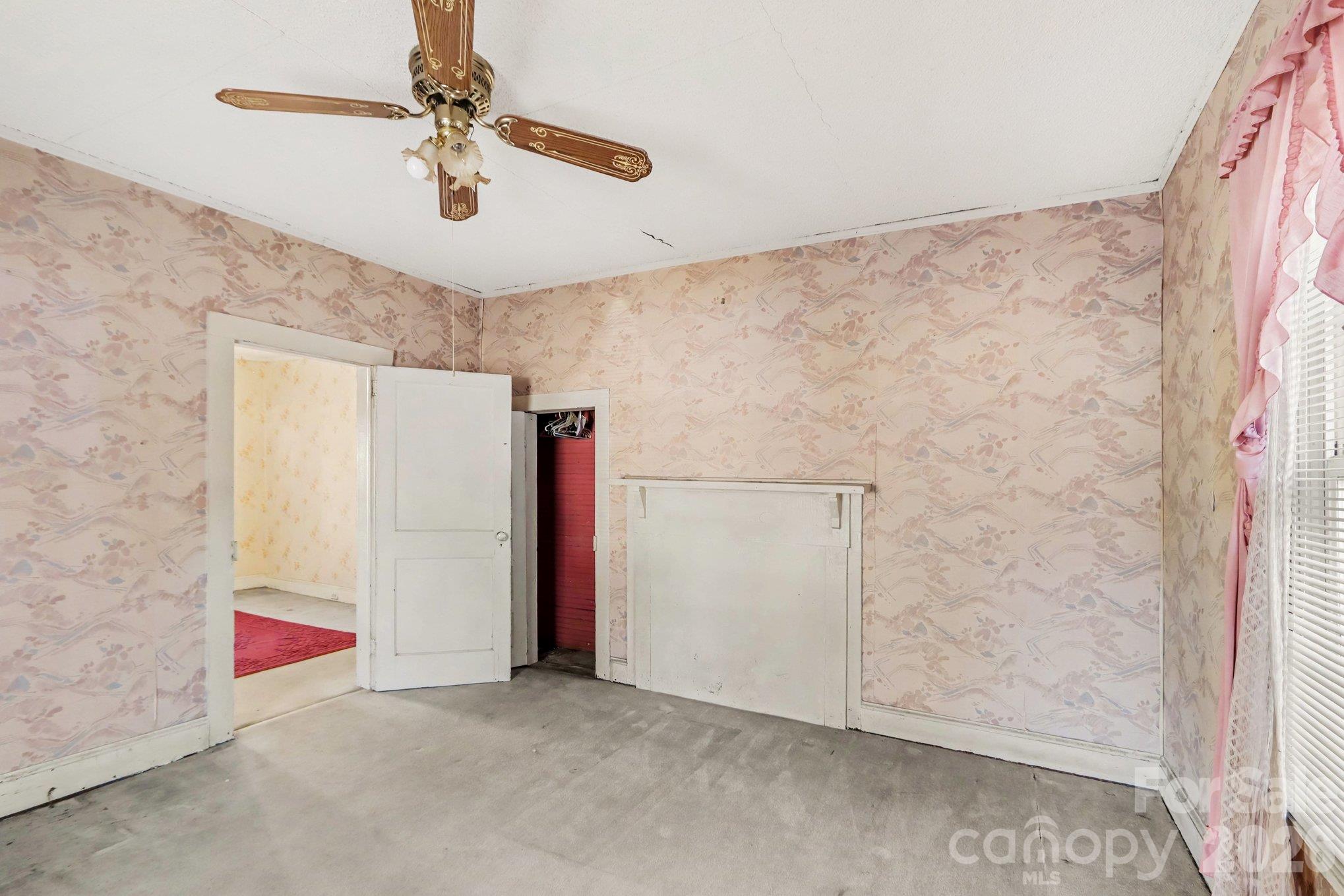 Single Family Residence at 1062 Wellman Street, Gastonia, photo 14 of 28
