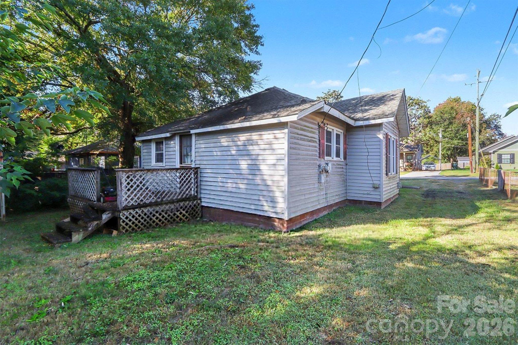 Single Family Residence at 1062 Wellman Street, Gastonia, photo 27 of 28