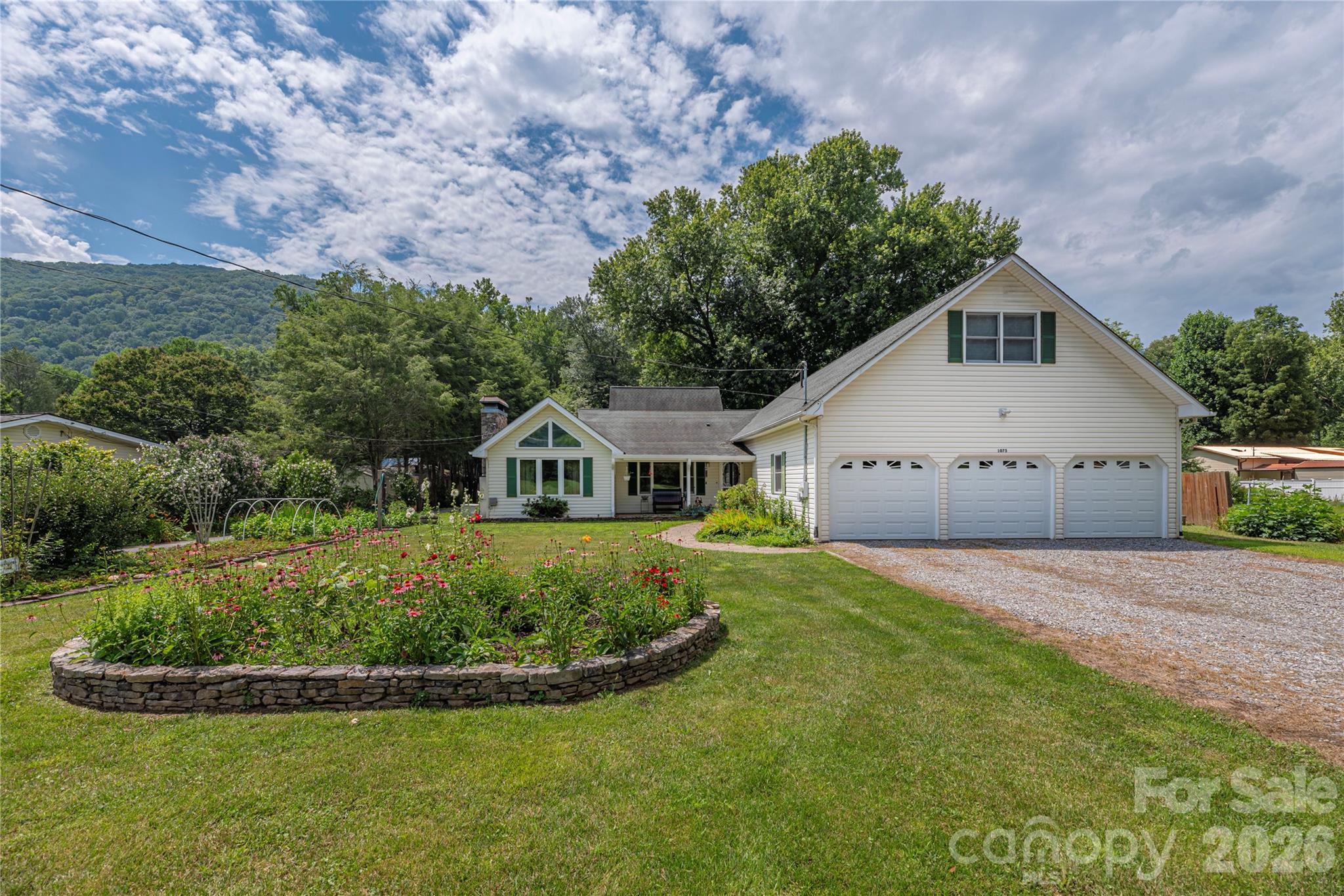 Apartment at 1075 Moody Farm Road, Maggie Valley, photo 24 of 28
