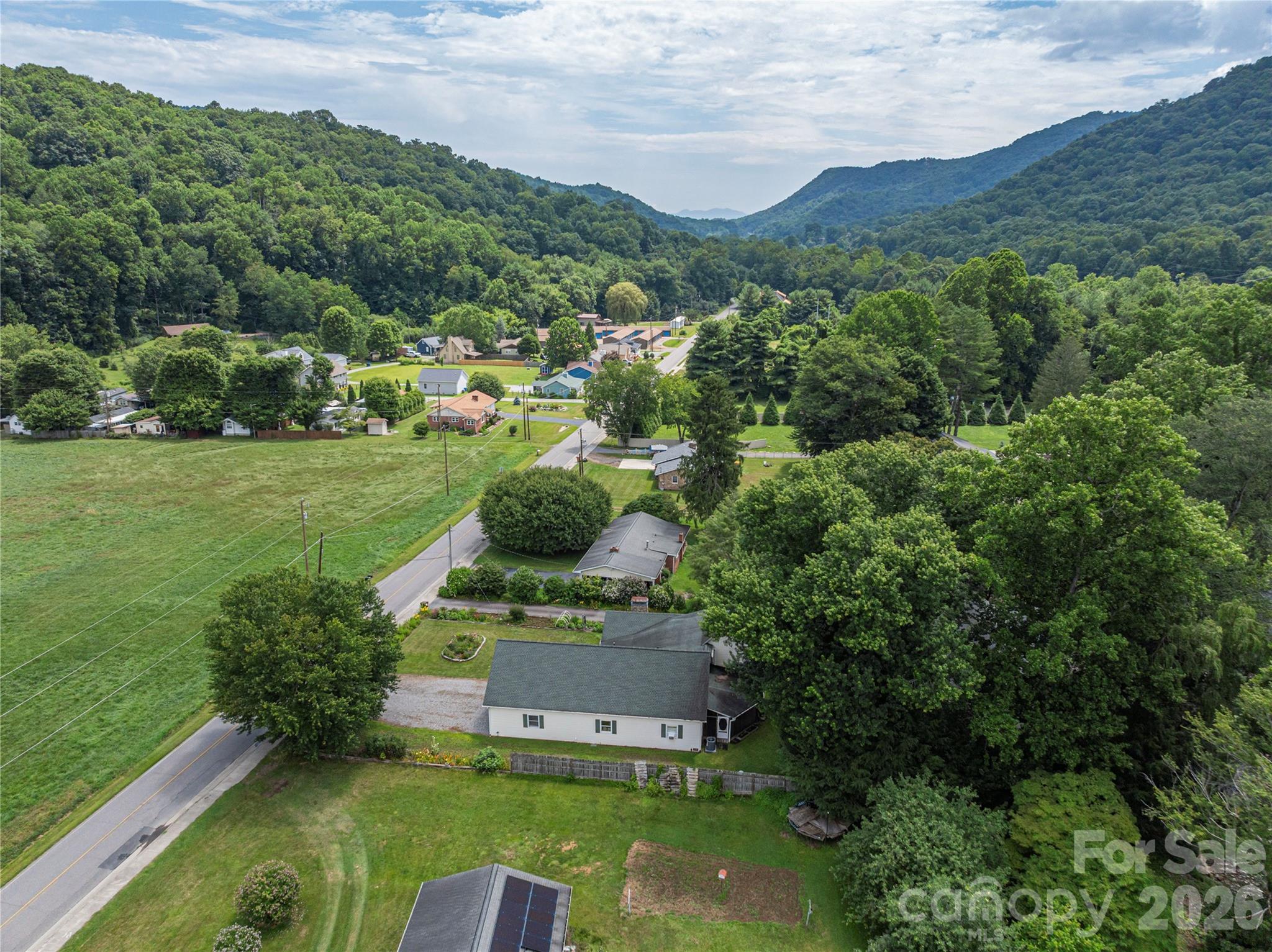 Apartment at 1075 Moody Farm Road, Maggie Valley, photo 26 of 28