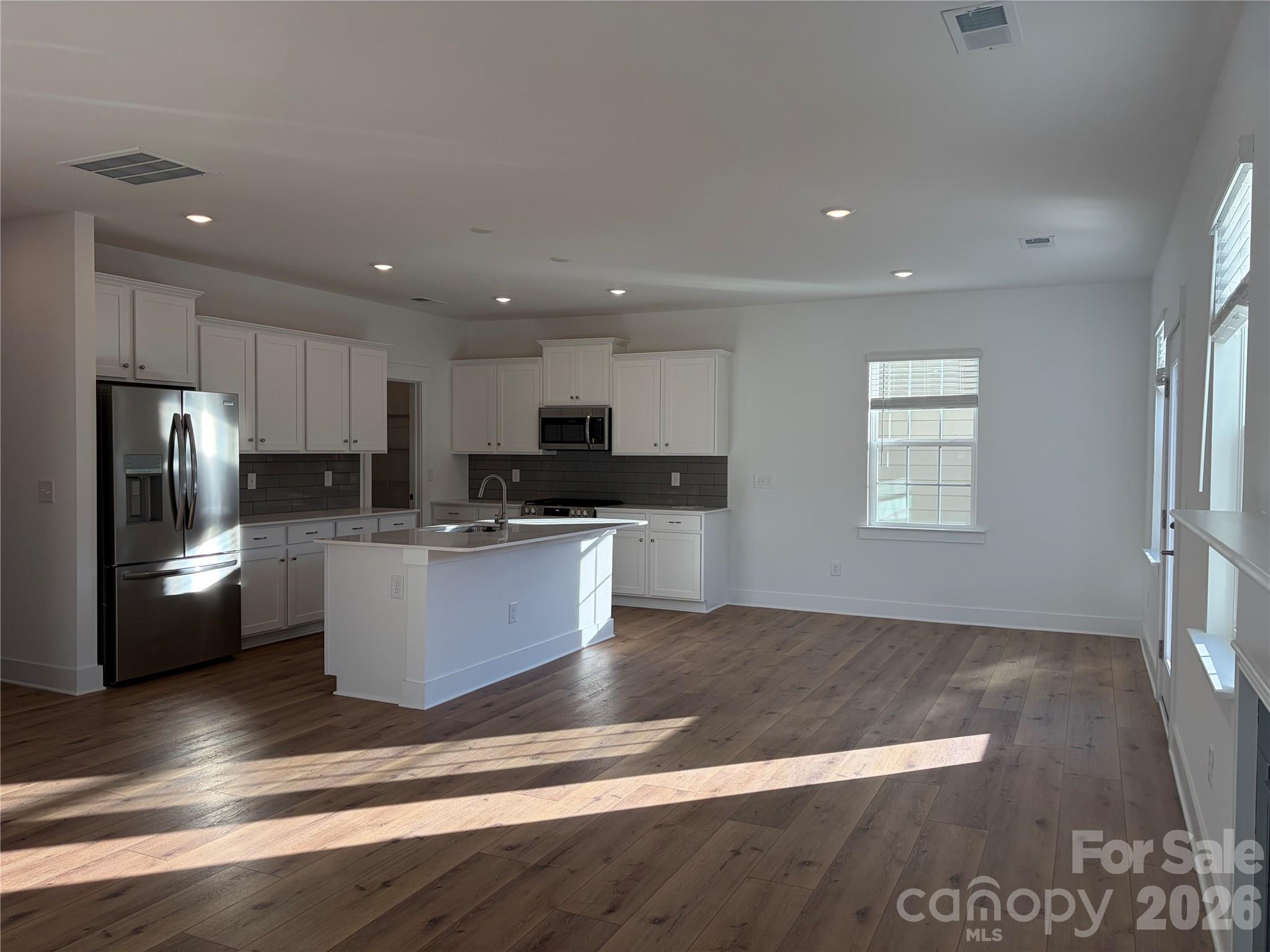 Single Family Residence at 1135 Coopers Court, Belmont, photo 8 of 45