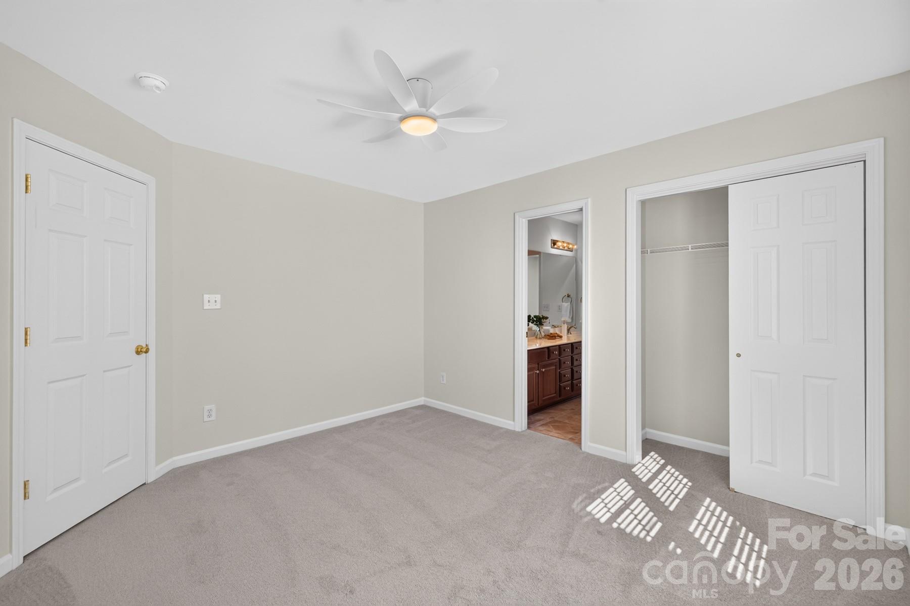 Bedroom 3 w Jack&Jill bathroom - 10826 Persimmon Creek Drive, Mint Hill