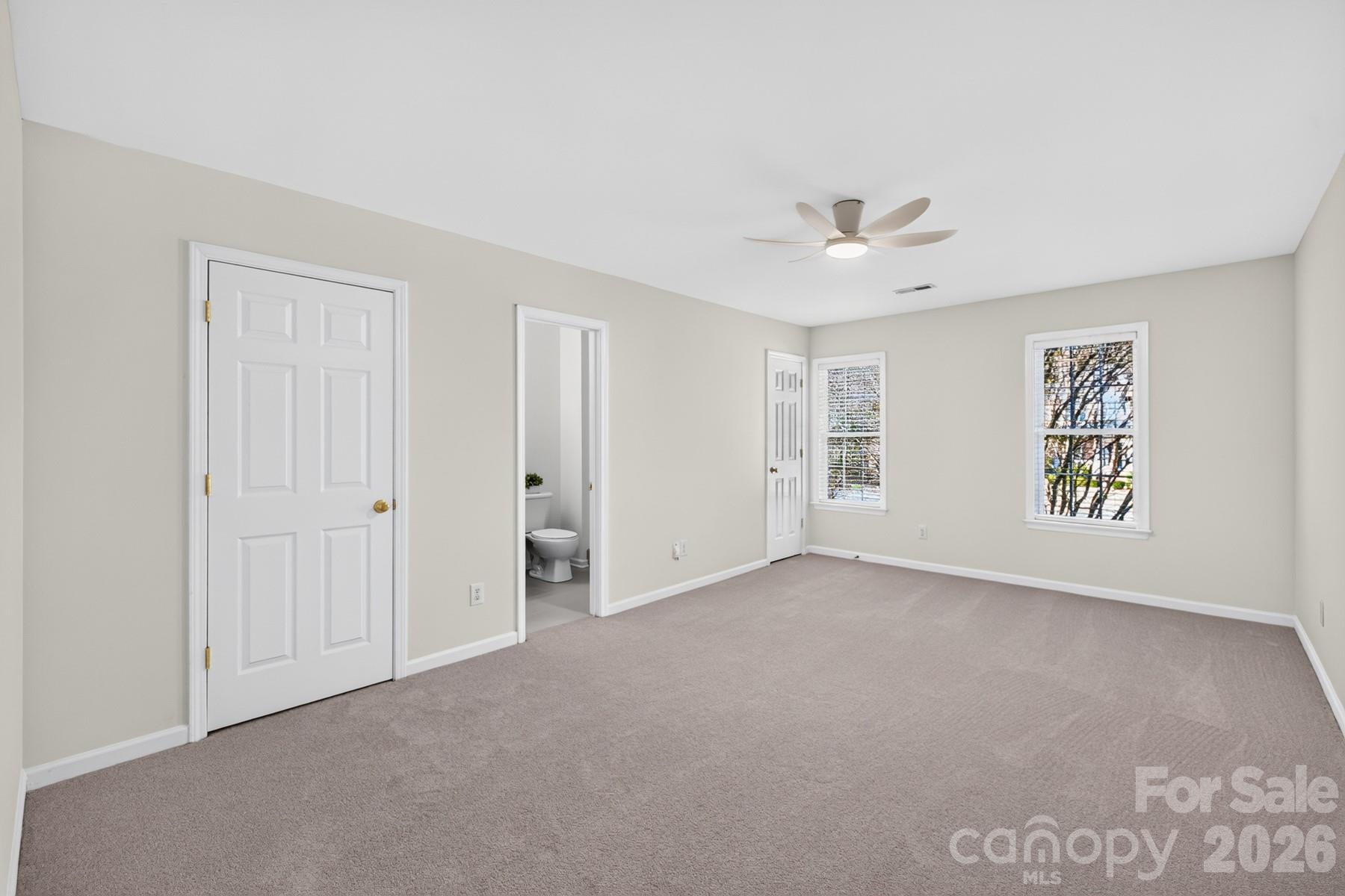 Bedroom 2 with En-Suite bathroom - 10826 Persimmon Creek Drive, Mint Hill