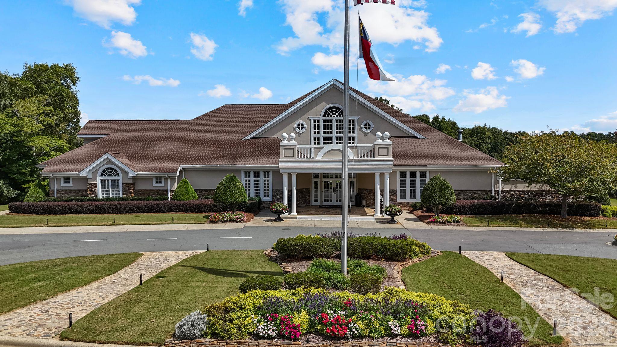 Olde Sycamore Golf Plantation Club House - 10826 Persimmon Creek Drive, Mint Hill