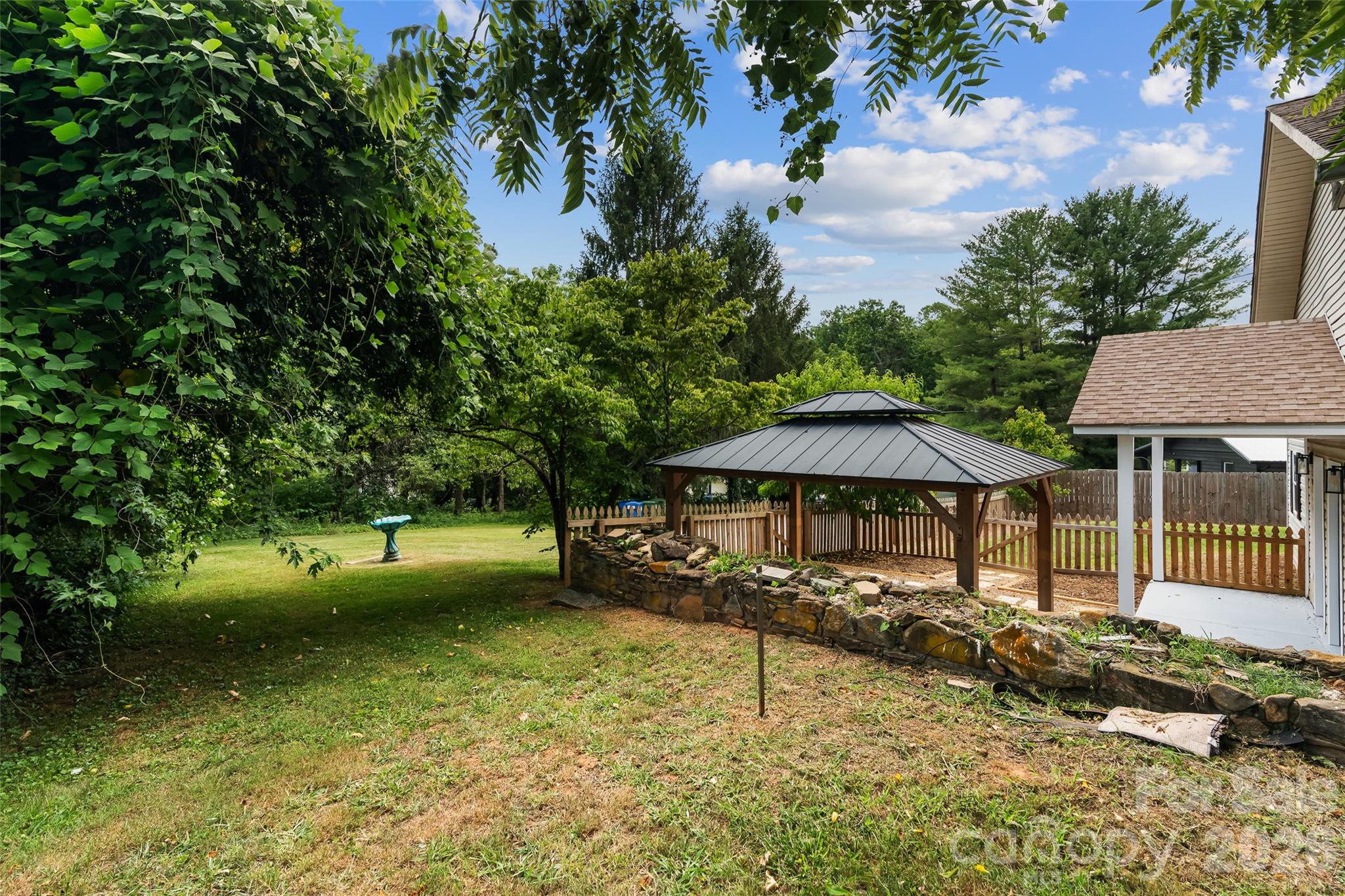 Right side yard - 160 State Street, Asheville