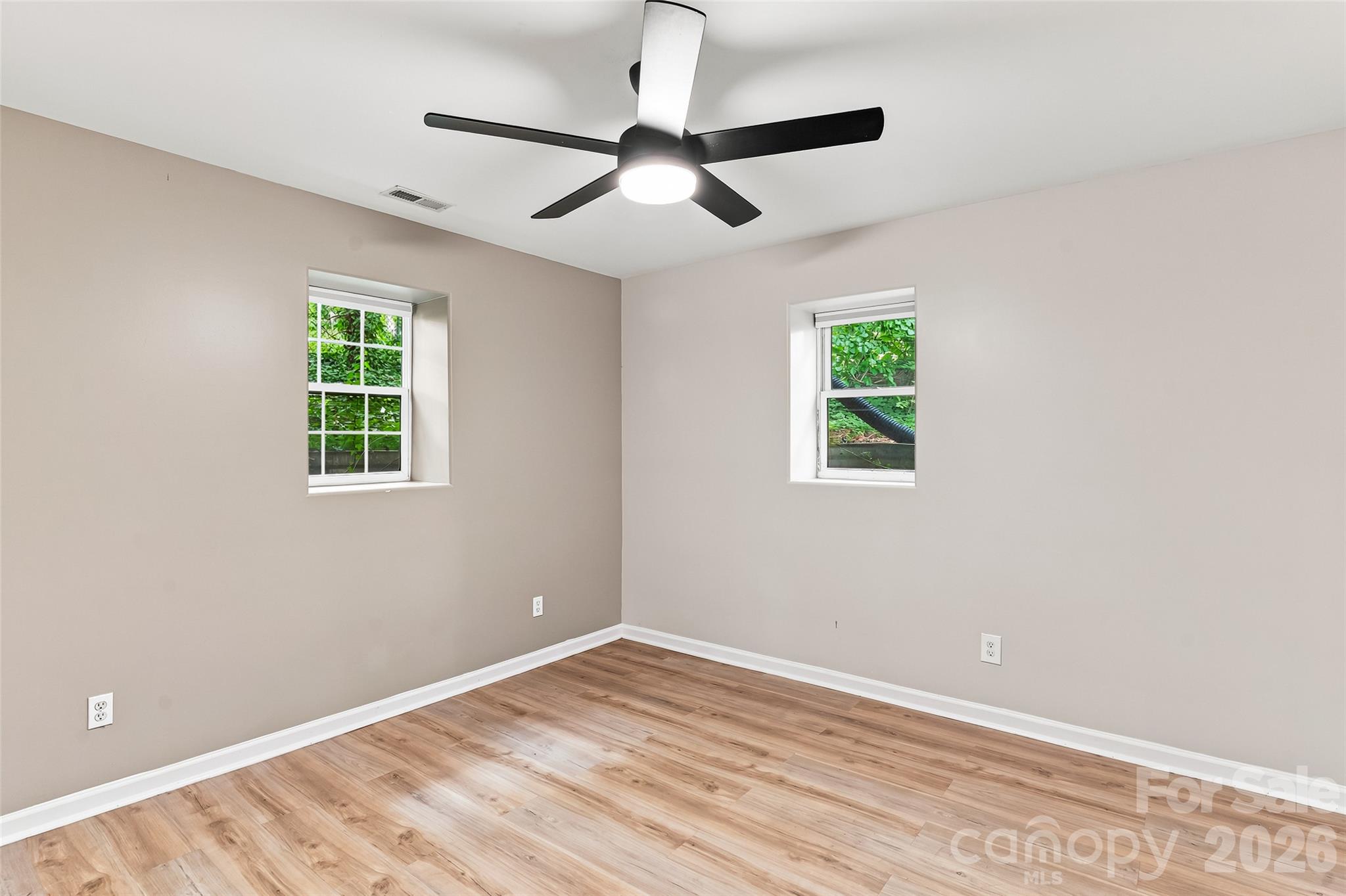 Right side - bedroom - 160 State Street, Asheville