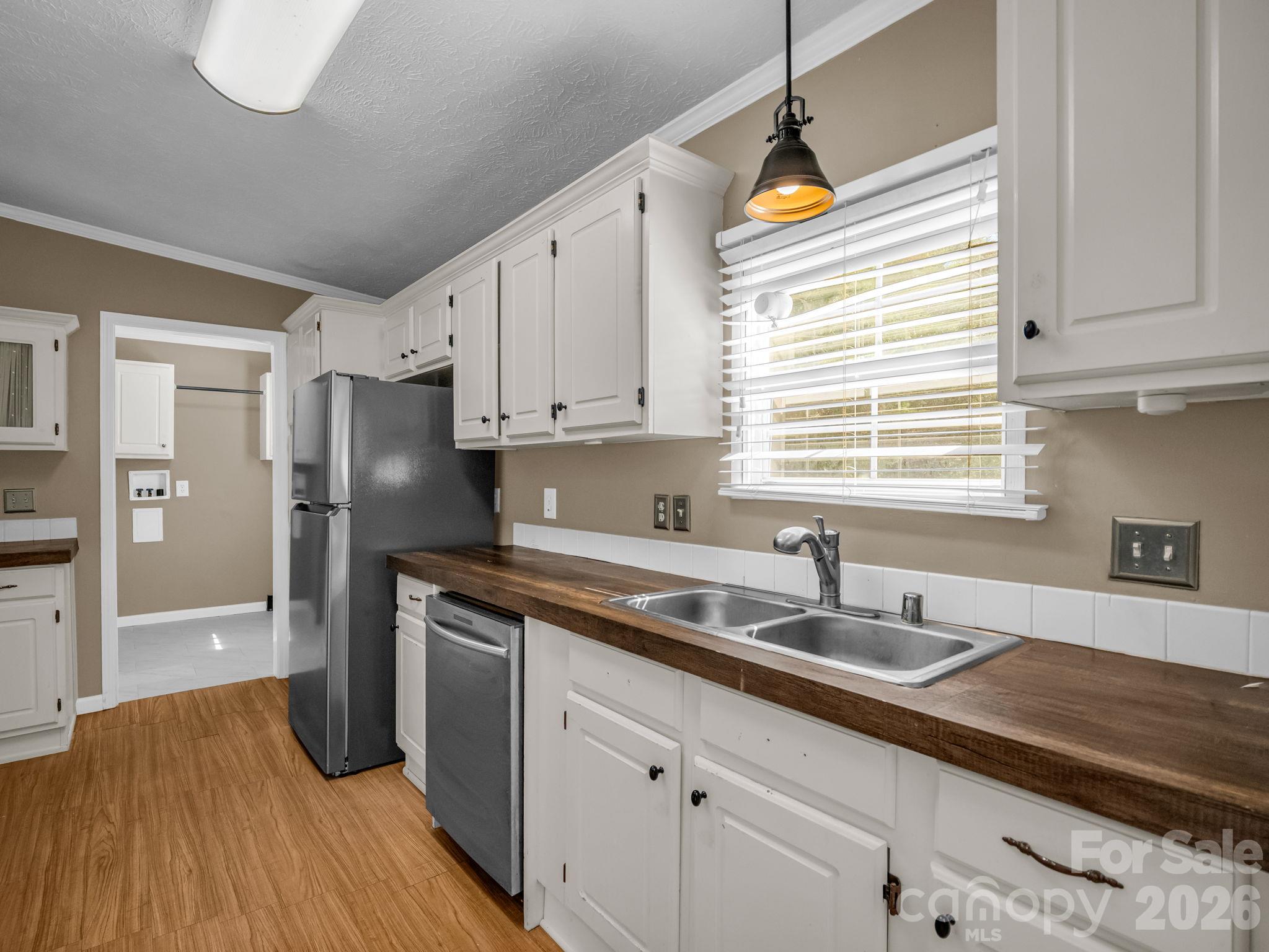 Single Family Residence at 670 Will Green Road, Tryon, photo 4 of 40