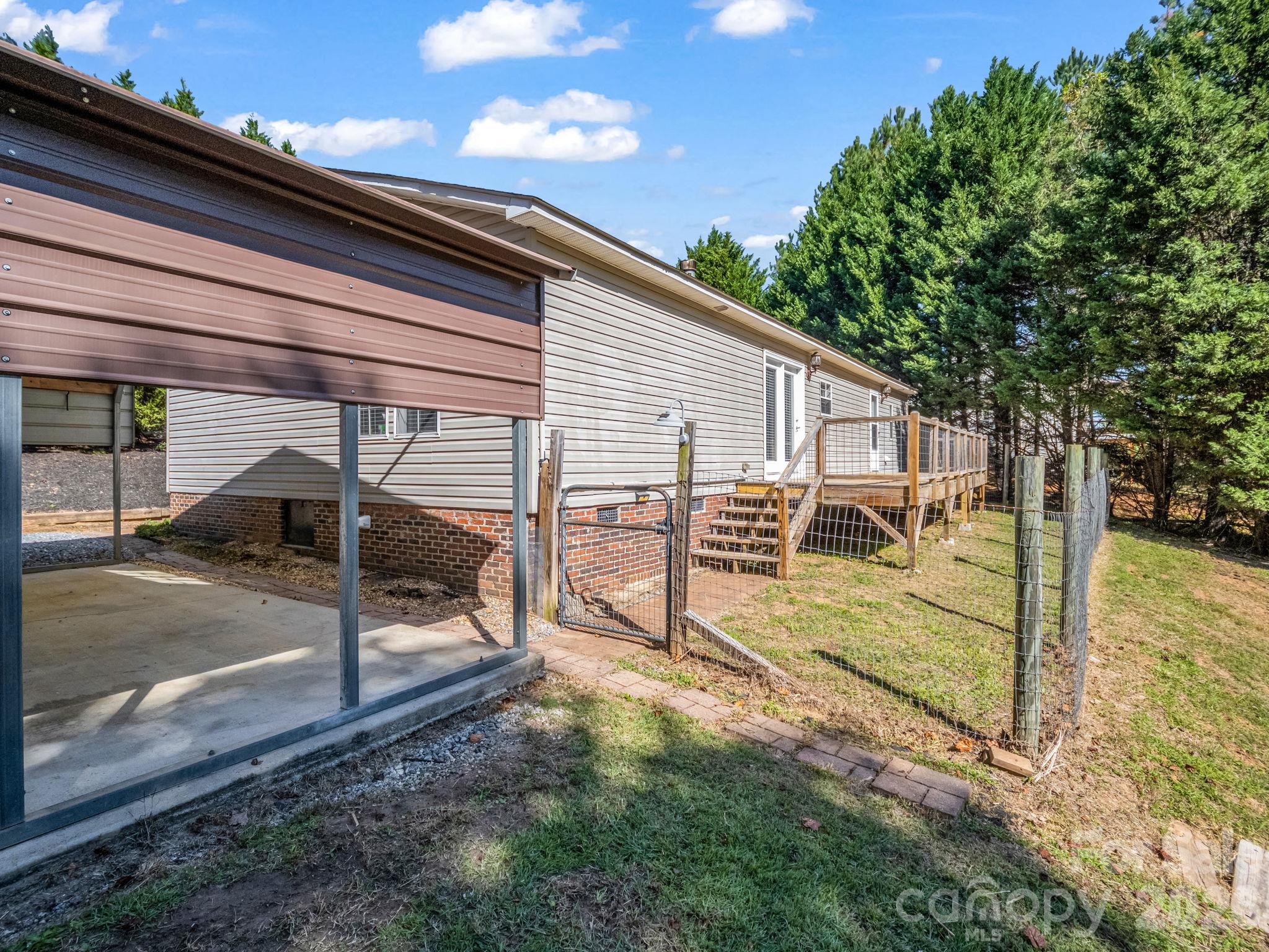 Single Family Residence at 670 Will Green Road, Tryon, photo 26 of 40