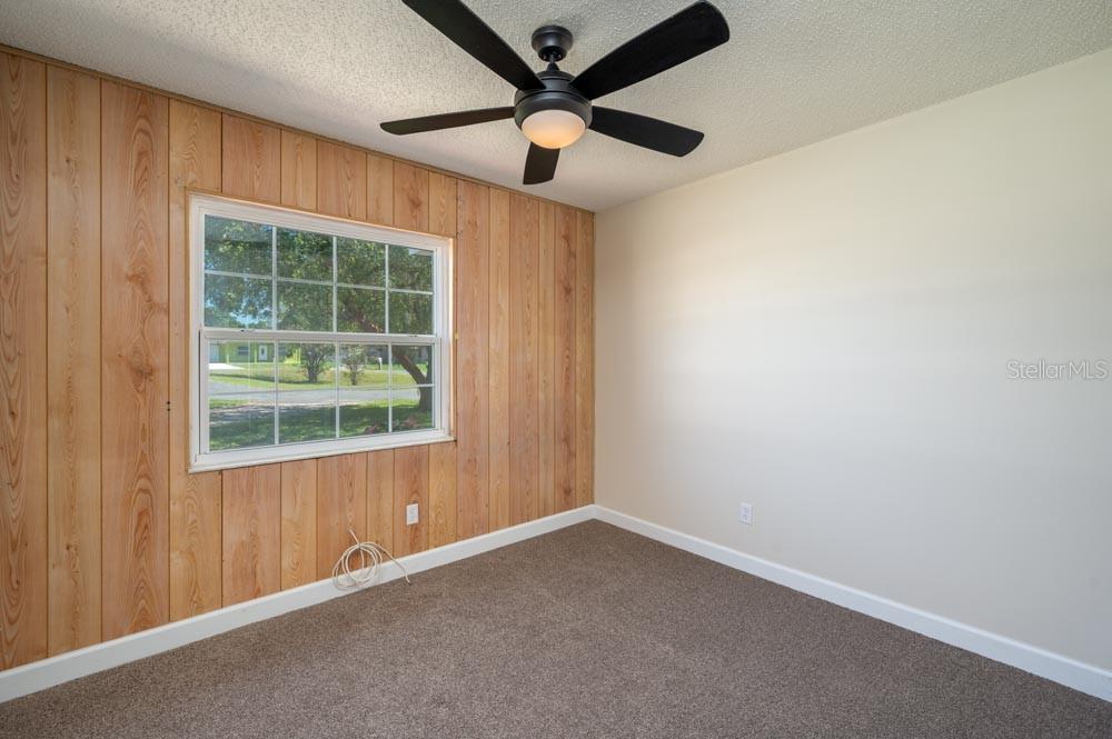 Single Family Residence at 525 S TANGERINE CT, EAGLE LAKE, photo 18 of 24