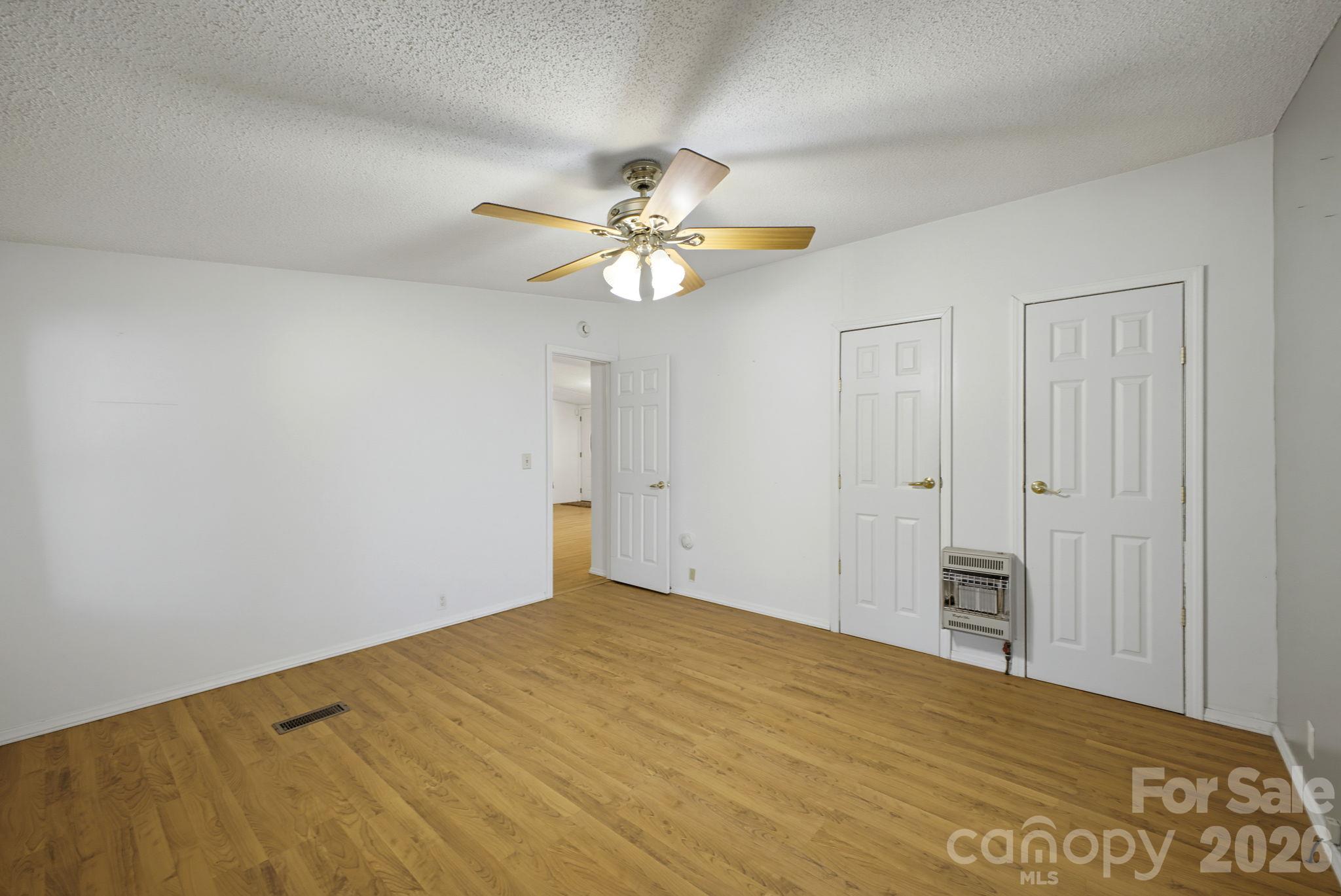Single Family Residence at 2330 Old Home Place Drive, Newton, photo 19 of 40
