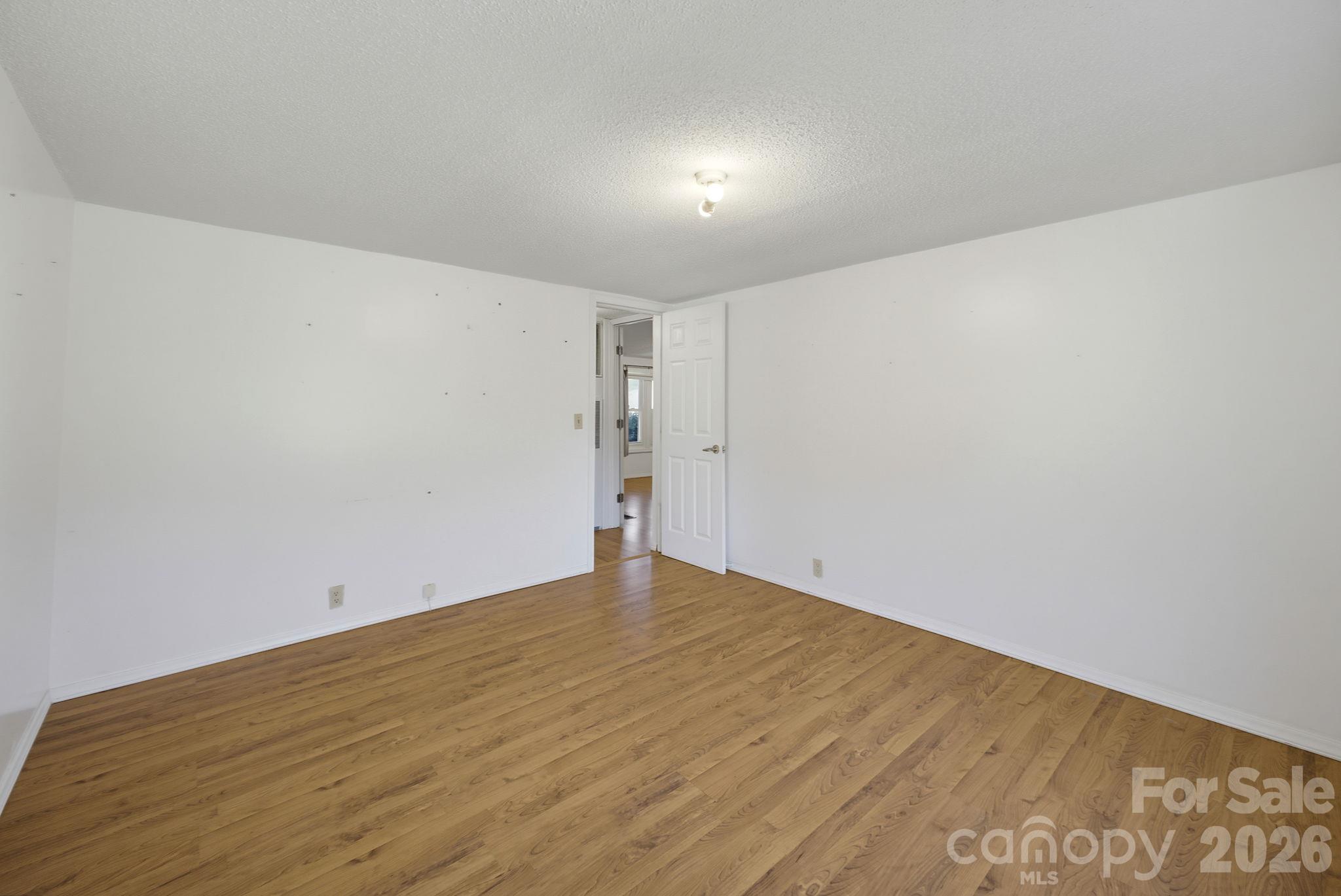Single Family Residence at 2330 Old Home Place Drive, Newton, photo 21 of 40