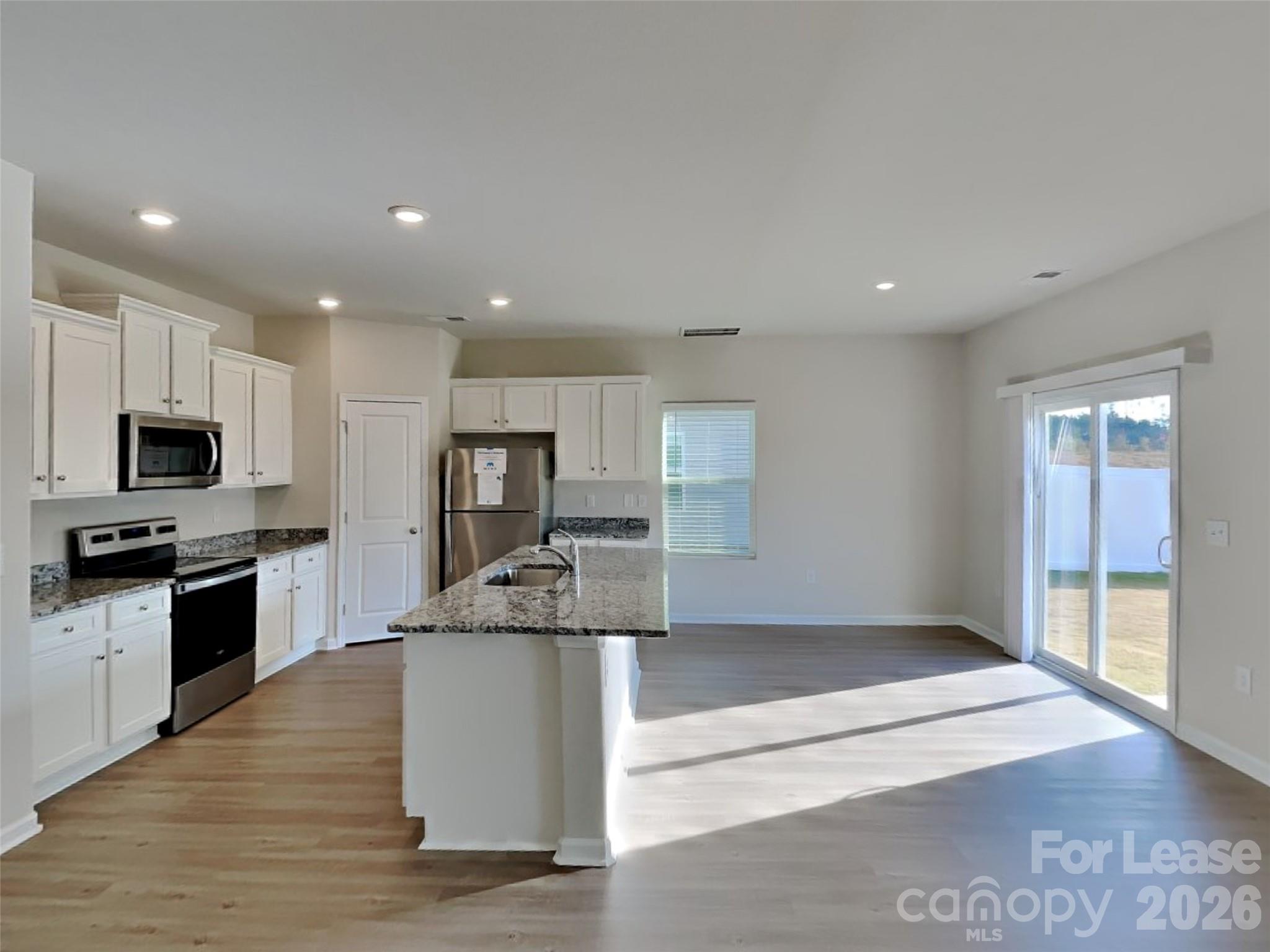 Single Family Residence at 3421 Bear Den Drive, Gastonia, photo 5 of 20