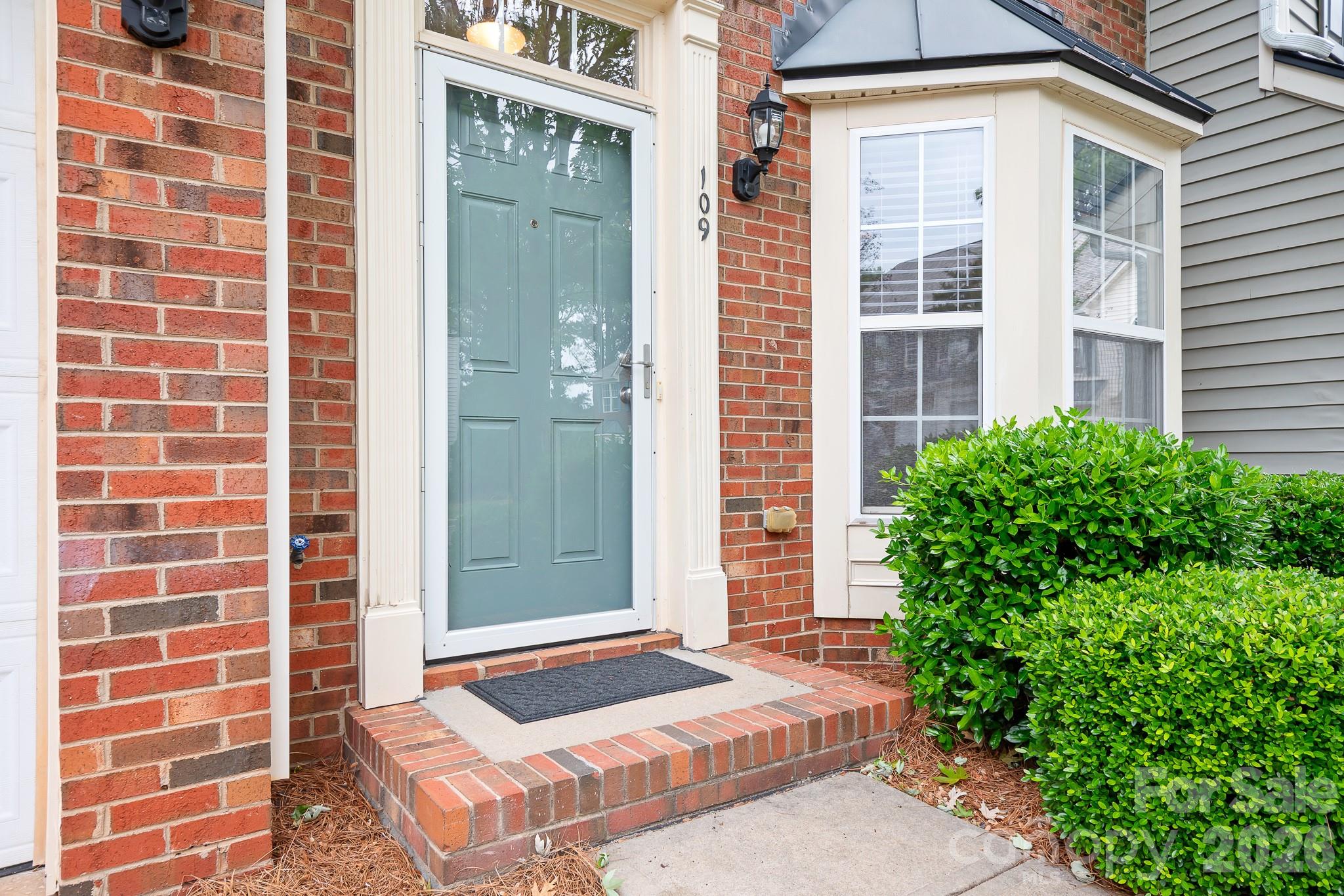 Townhouse at 109 Kase Court, Mooresville, photo 5 of 40
