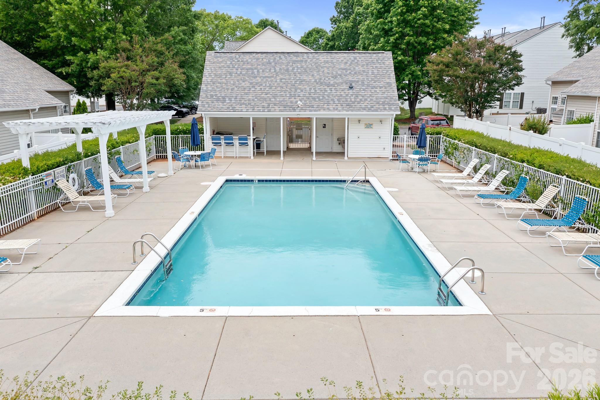 Community Pool - 109 Kase Court, Mooresville