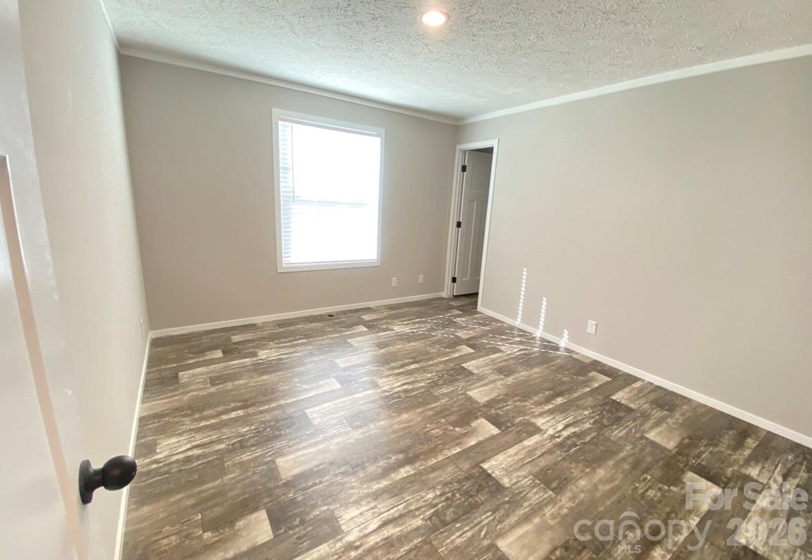 Single Family Residence at 1714 Old Amherst Circle, Morganton, photo 9 of 14