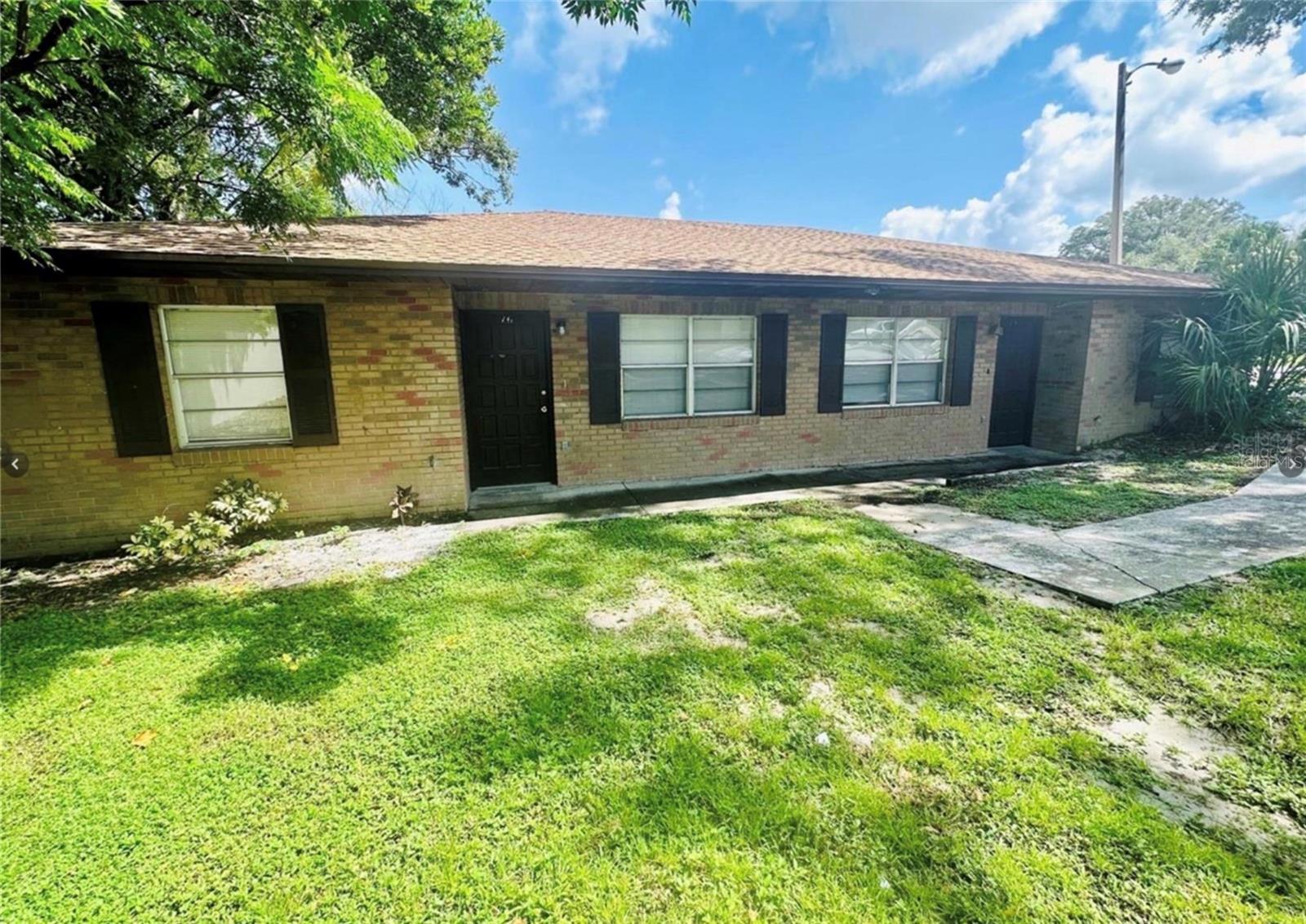 101 LAKE HUNTER DR #15 & 16