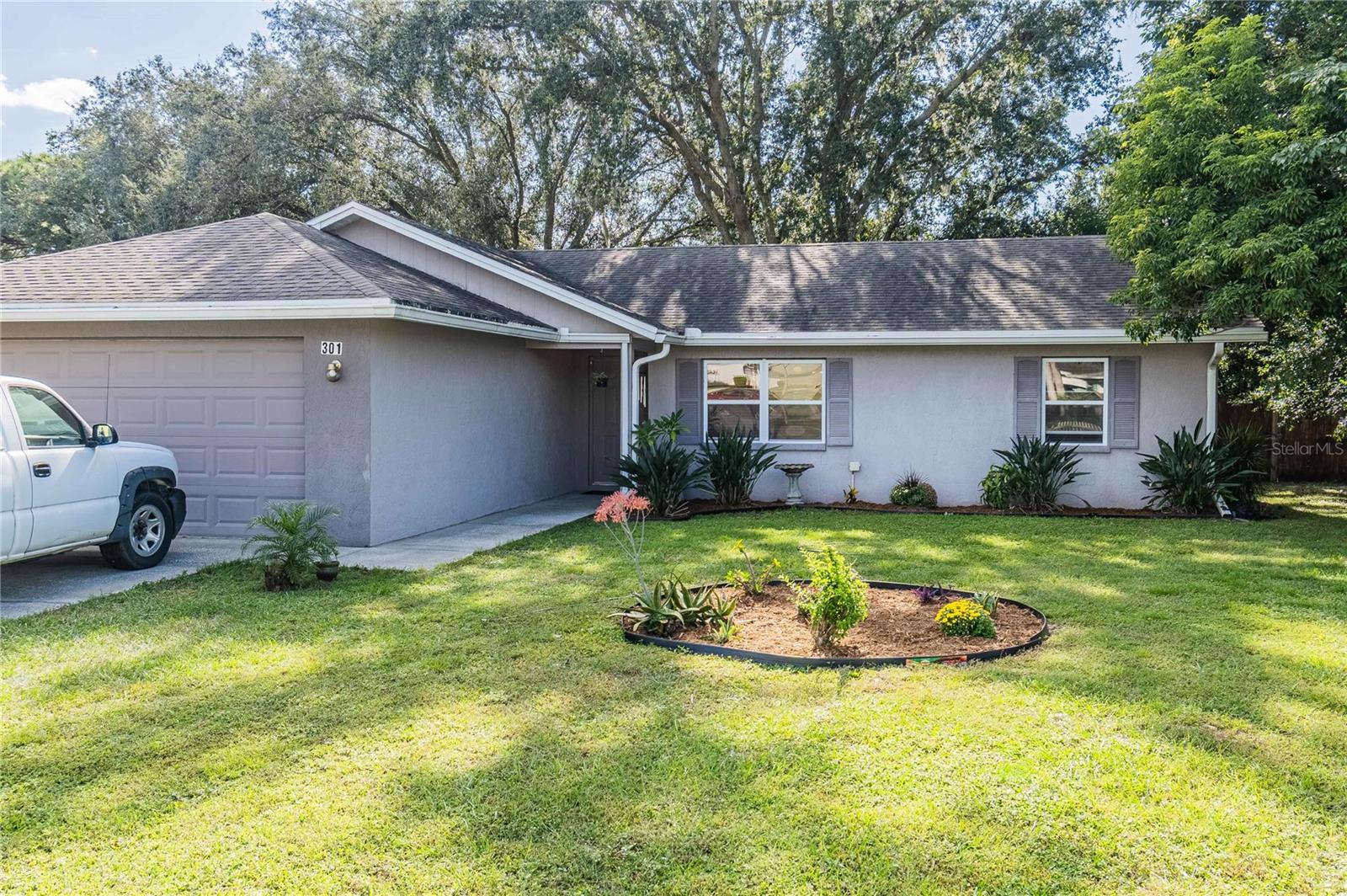 301 LOUIS EDWARD CT